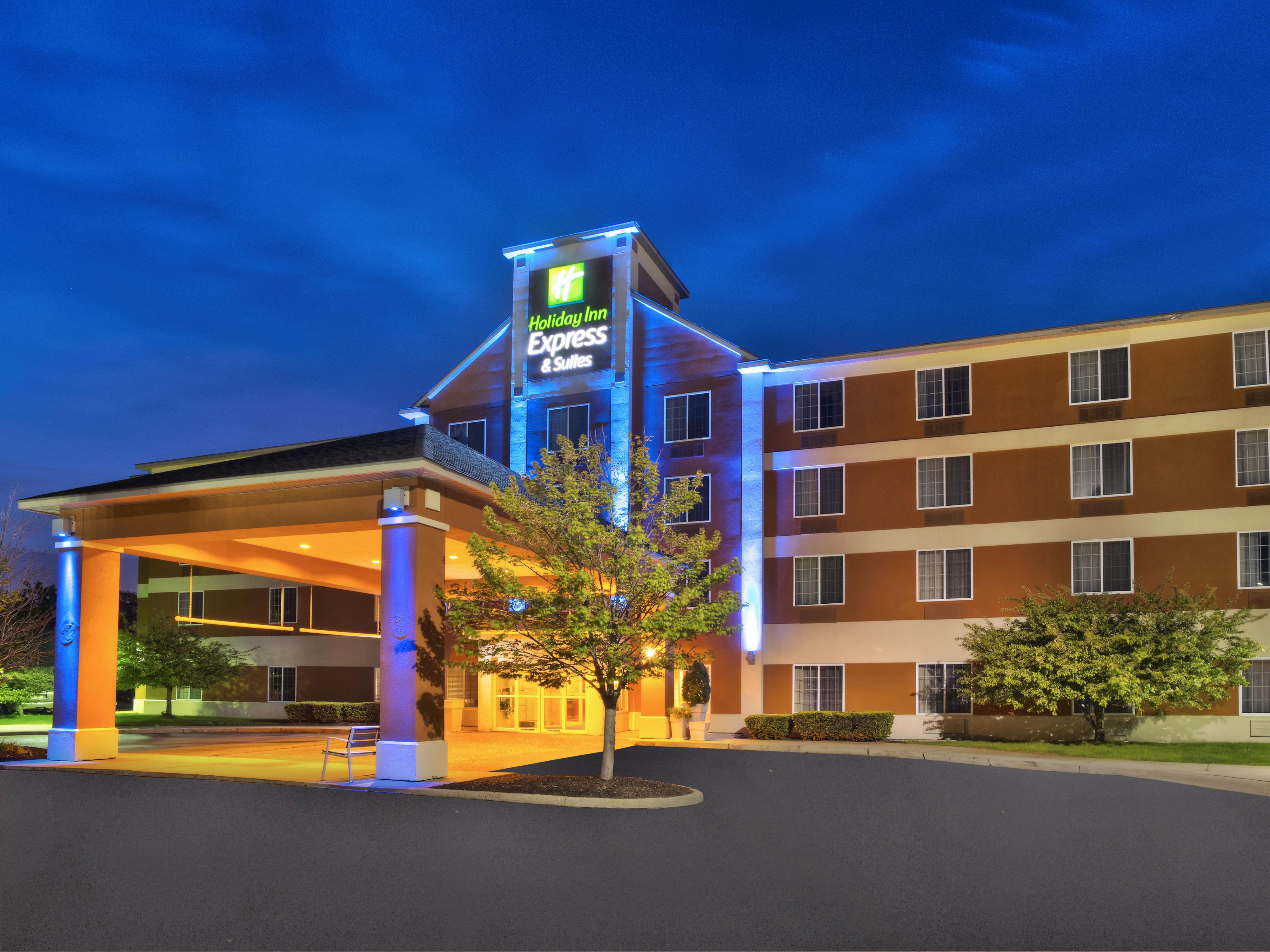 Holiday Inn Express & Suites Ann Arbor Hotel by IHG