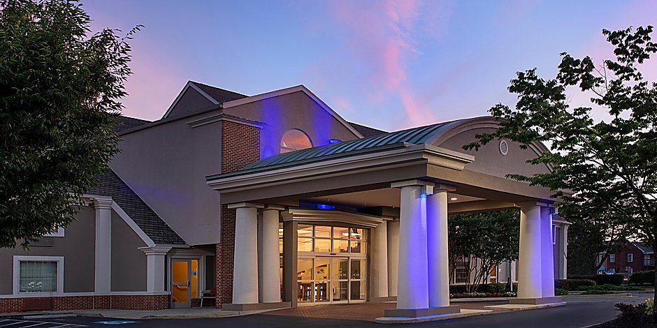 Annapolis Hotel Near Six Flags Holiday Inn Express Suites