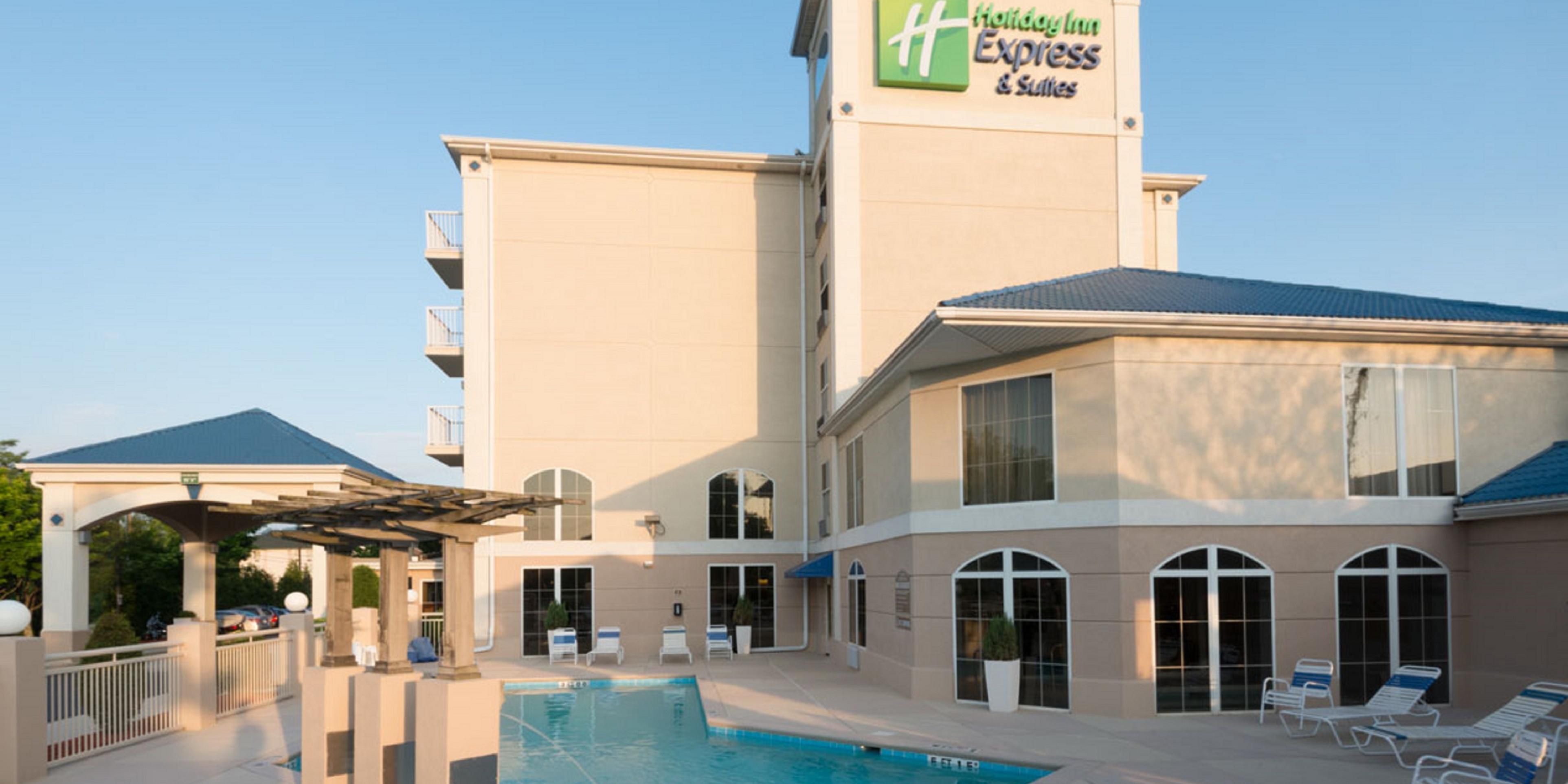 Holiday Inn Express Suites Asheville Sw Outlet Ctr Area Hotel