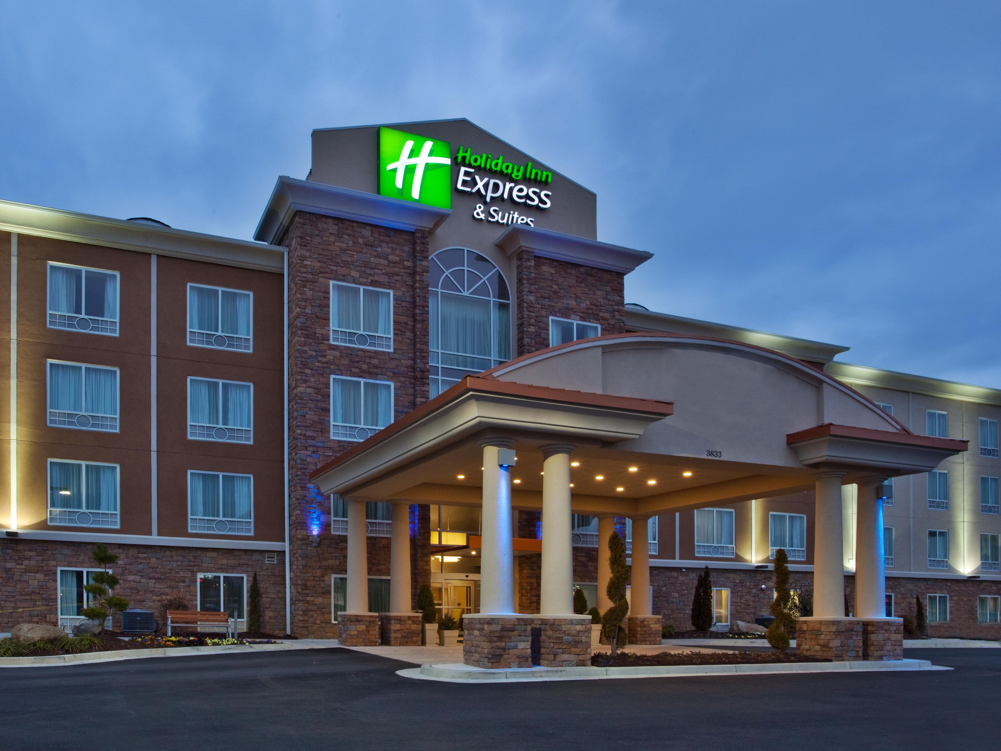 Holiday Inn Express And Suites Atlanta 2533239542 4x3