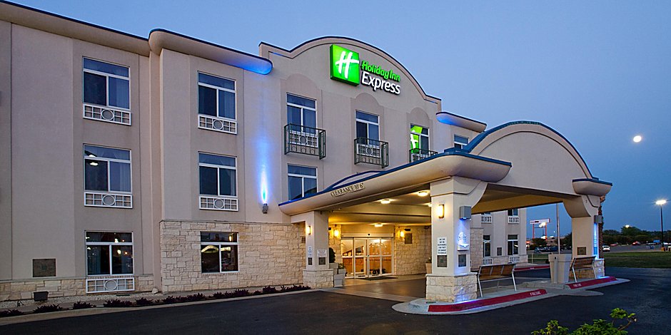 Affordable Hotels In Bastrop Tx Holiday Inn Express Suites