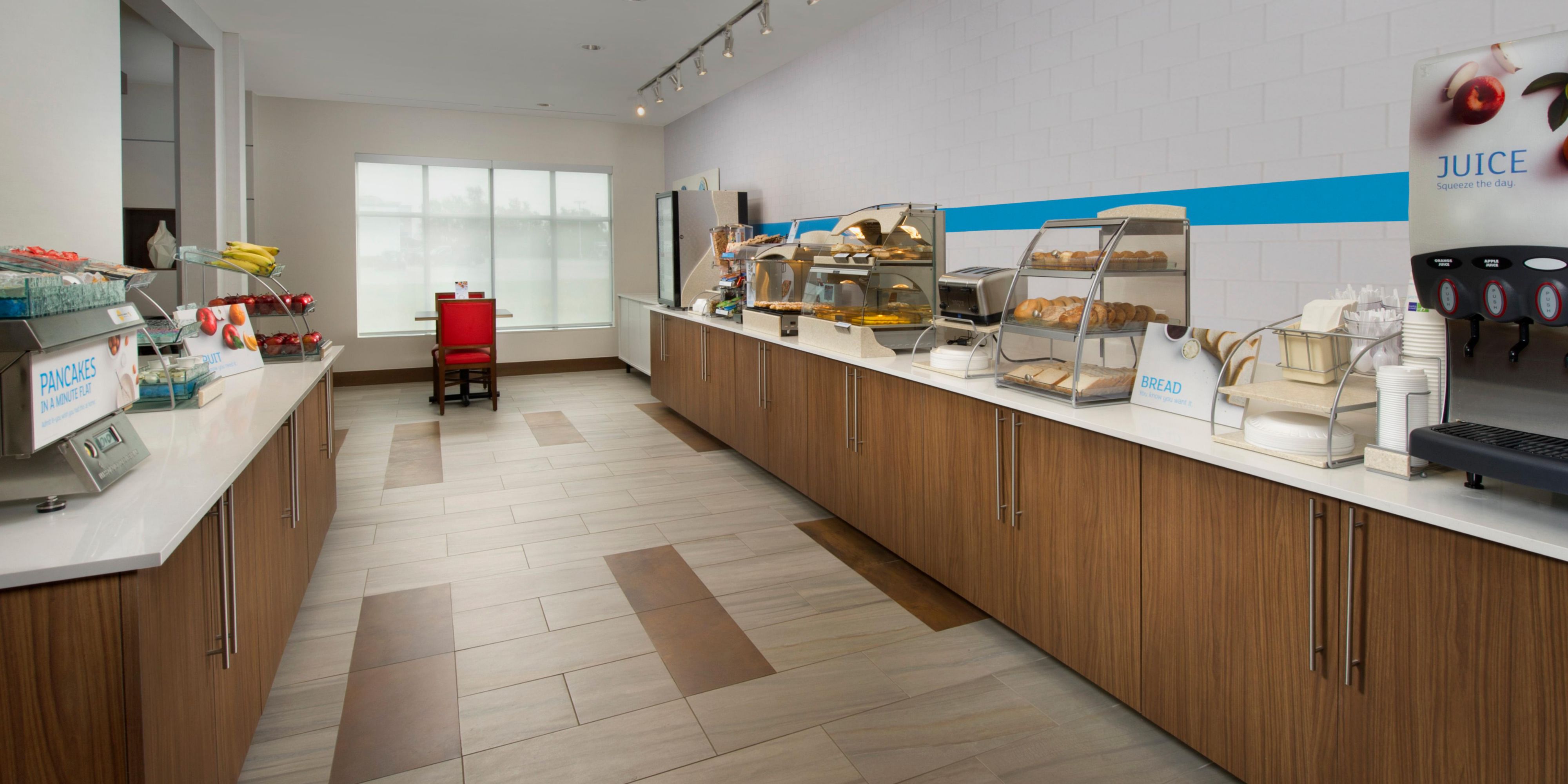 Affordable Hotels In Bay City Tx Holiday Inn Express Suites