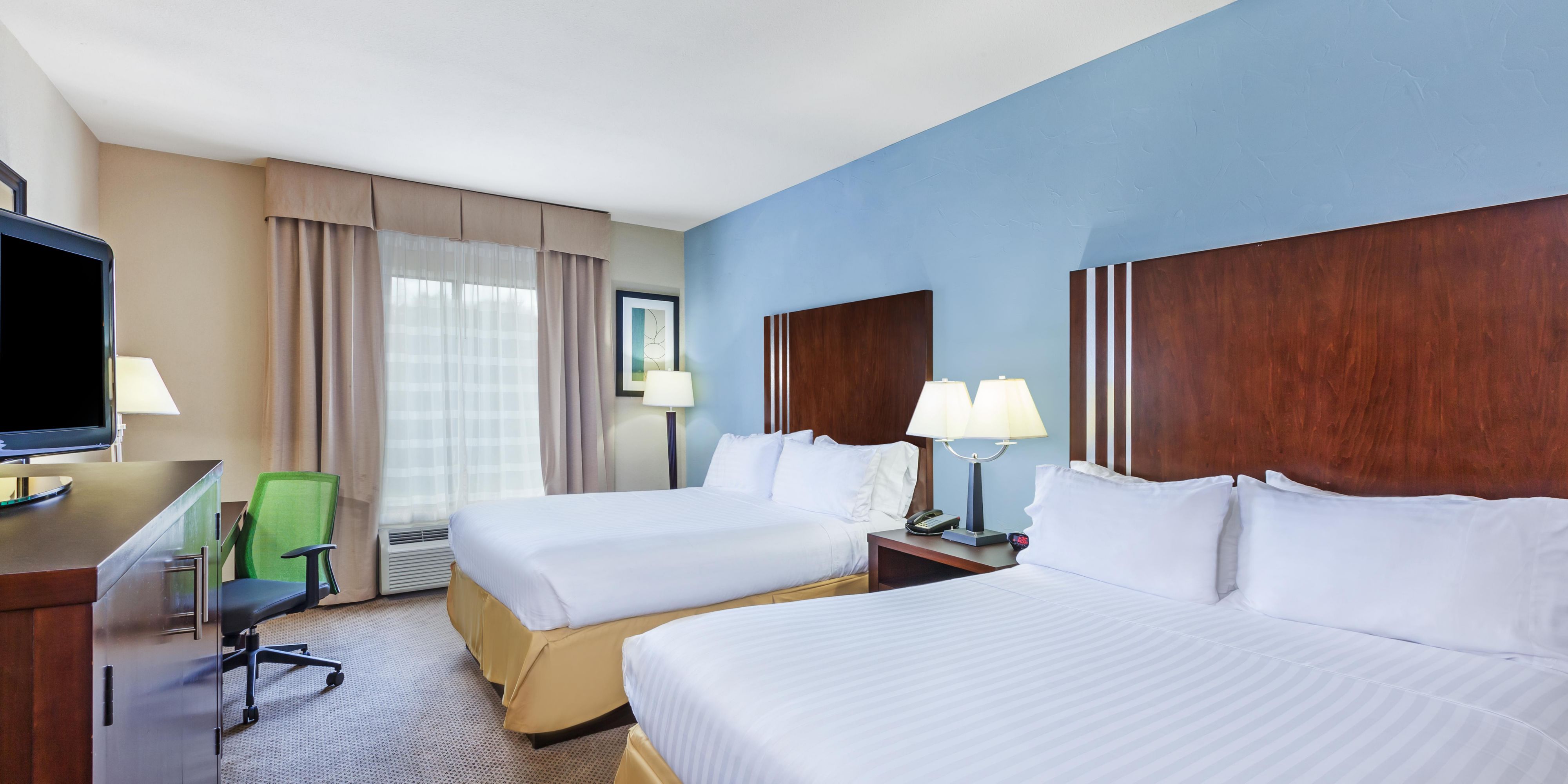 Hotels In Beaumont Tx Holiday Inn Express Suites Beaumont Nw