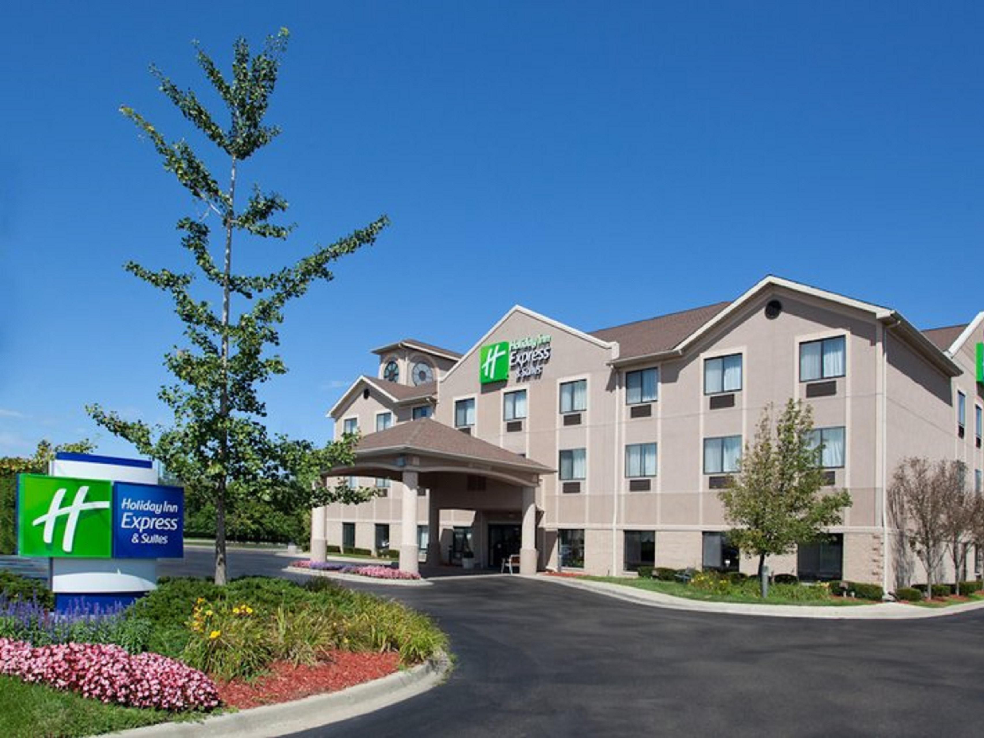 Holiday Inn Express Romulus Hotels Budget Hotels In - 