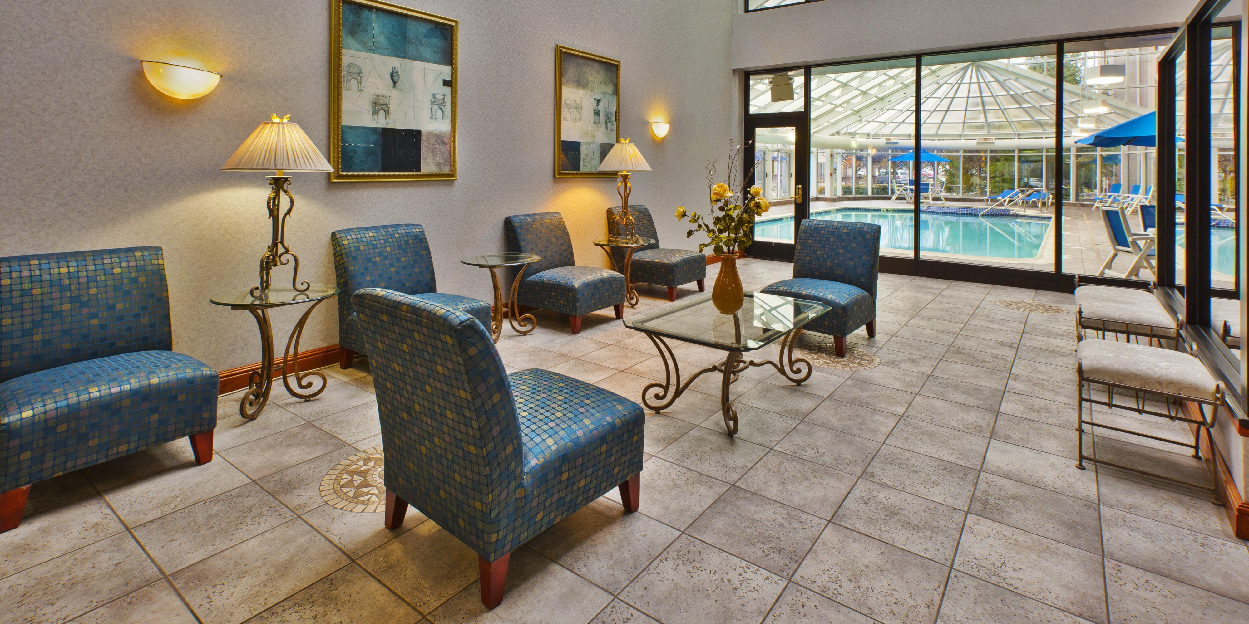 Detroit Airport Hotels Holiday Inn Express Suites