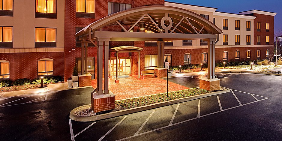 Hotels In Bethlehem Pa Holiday Inn Express Suites Bethlehem