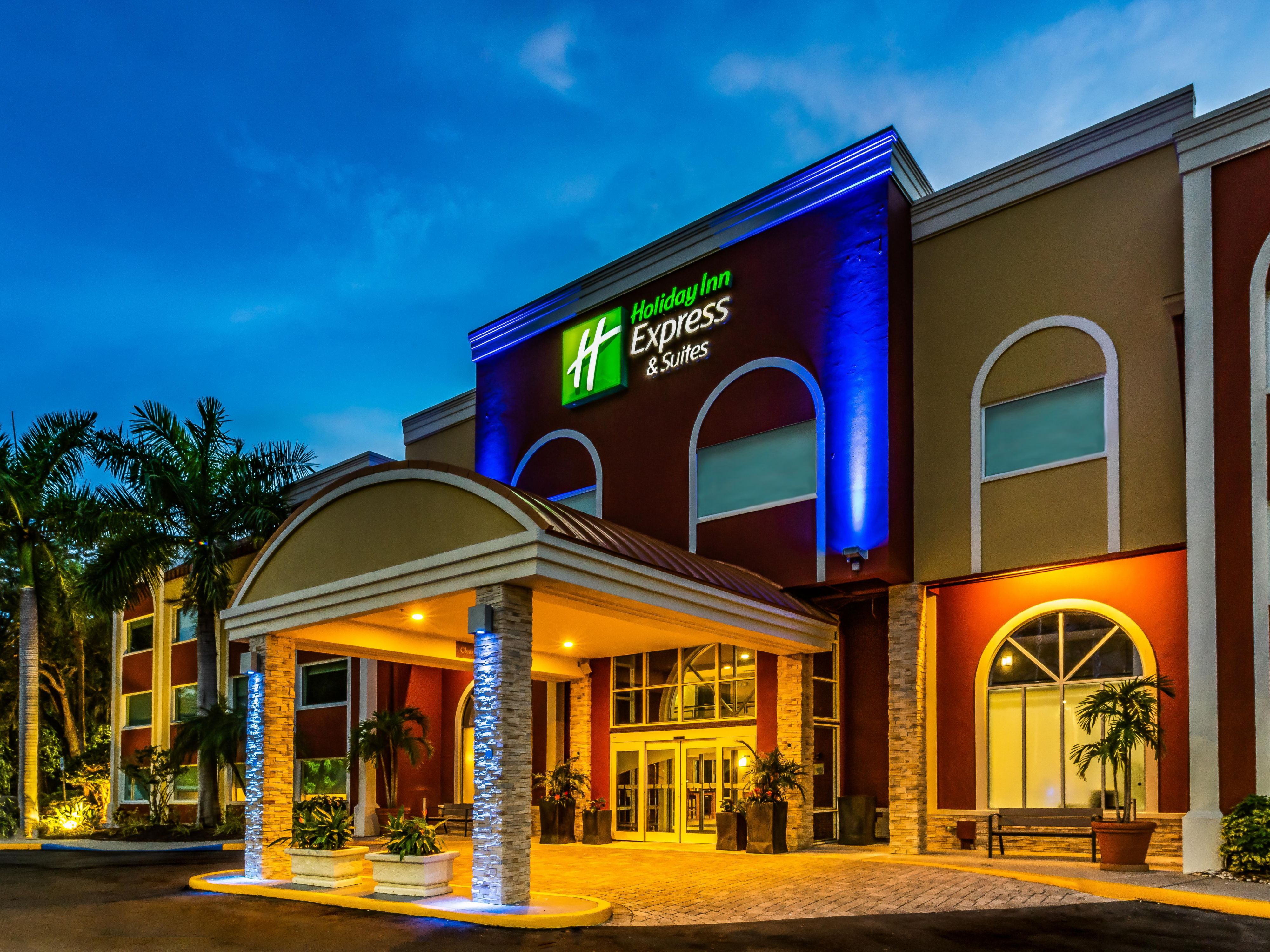 Hotel In Bradenton Beach Fl Holiday Inn Express Suites