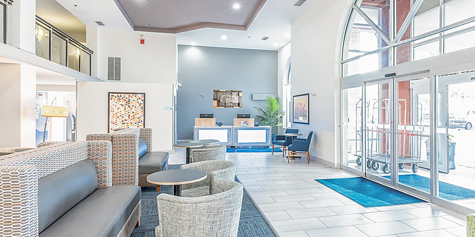 Hotel In Bradenton Beach Fl Holiday Inn Express Suites