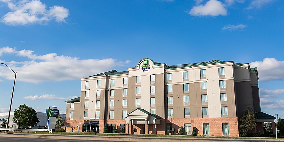 Brampton Hotels Near Toronto Pearson Airport Holiday Inn Express