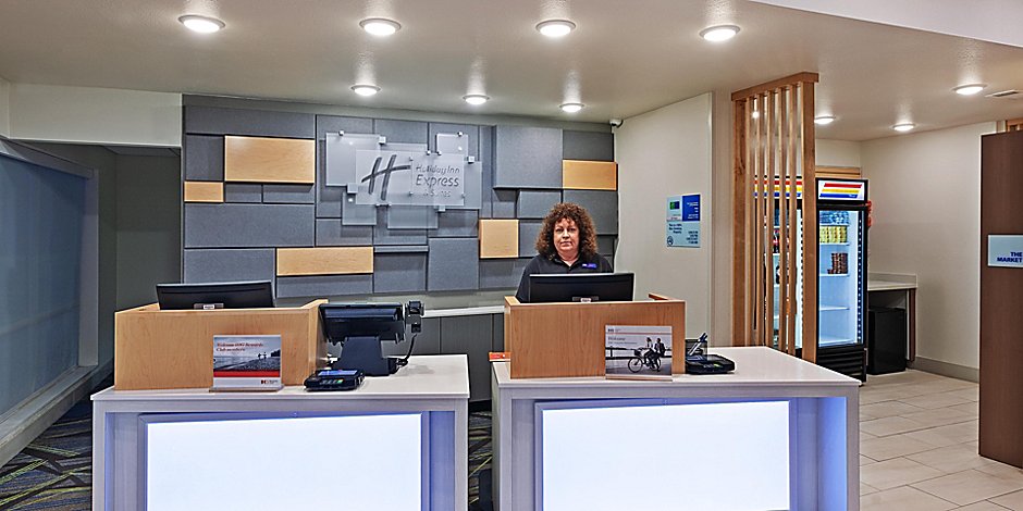 Affordable Hotels Brenham Tx Holiday Inn Express Suites