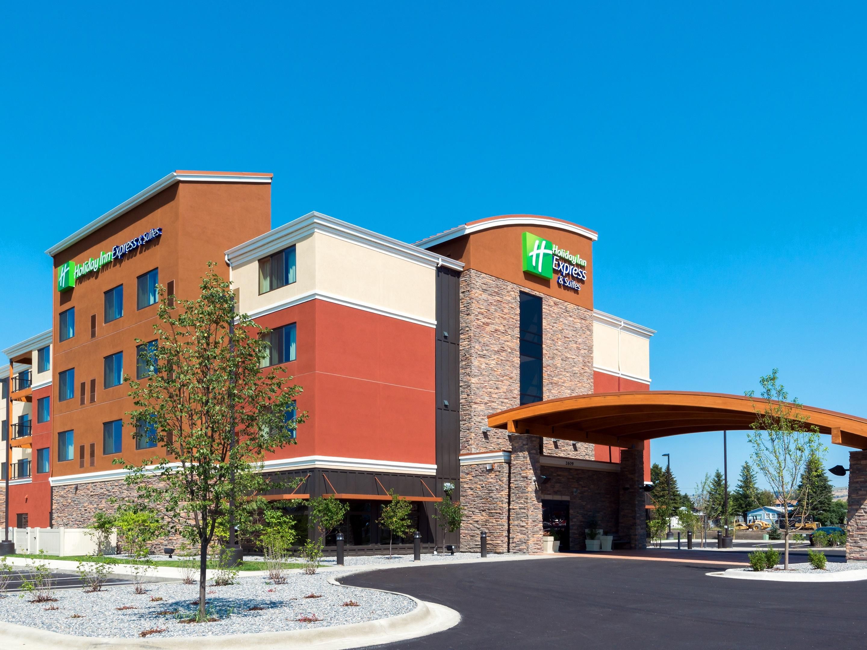 Affordable Hotels in Butte, MT with Pool Holiday Inn Express & Suites