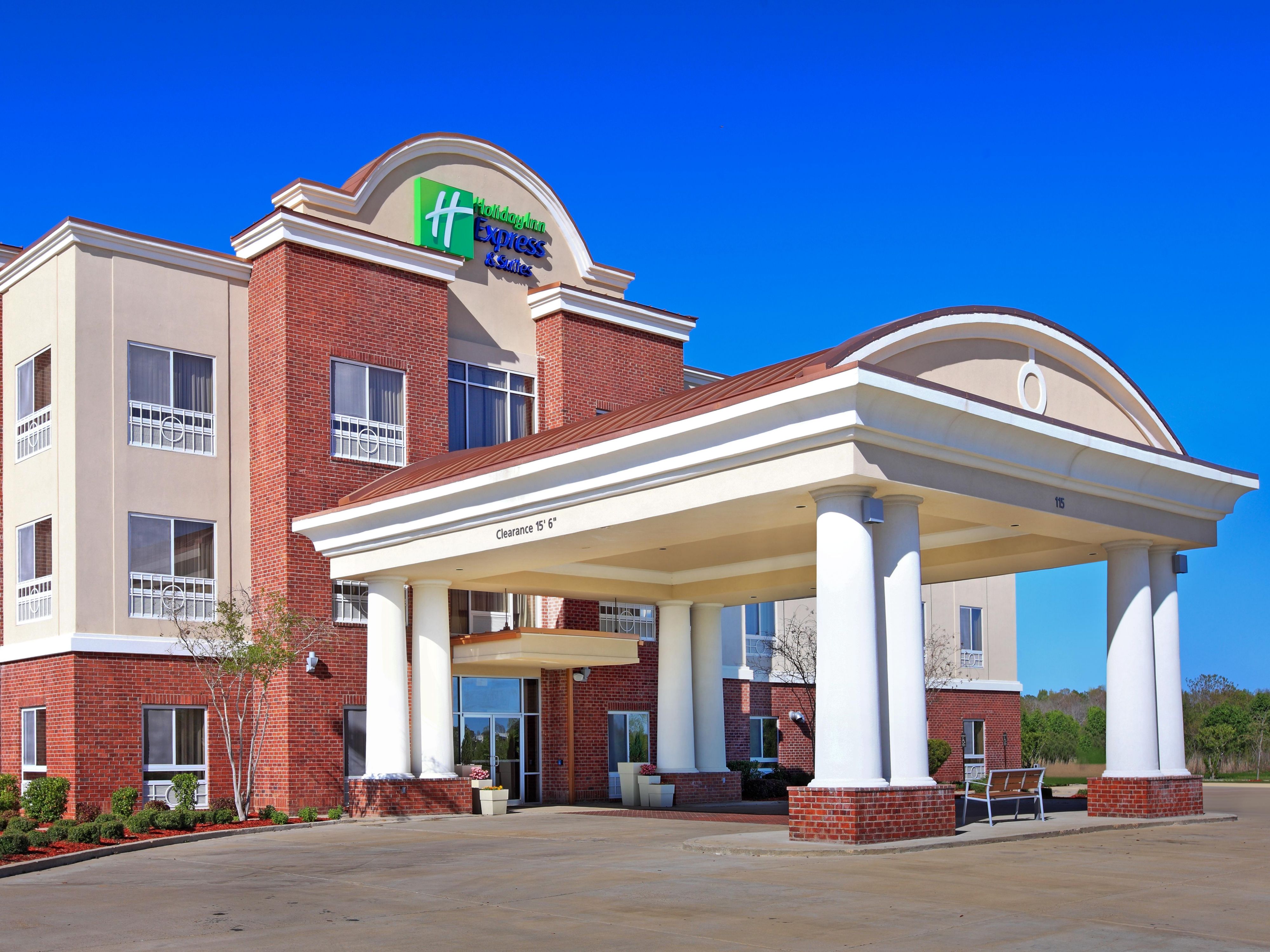 Holiday Inn Express & Suites Canton Hotel by IHG