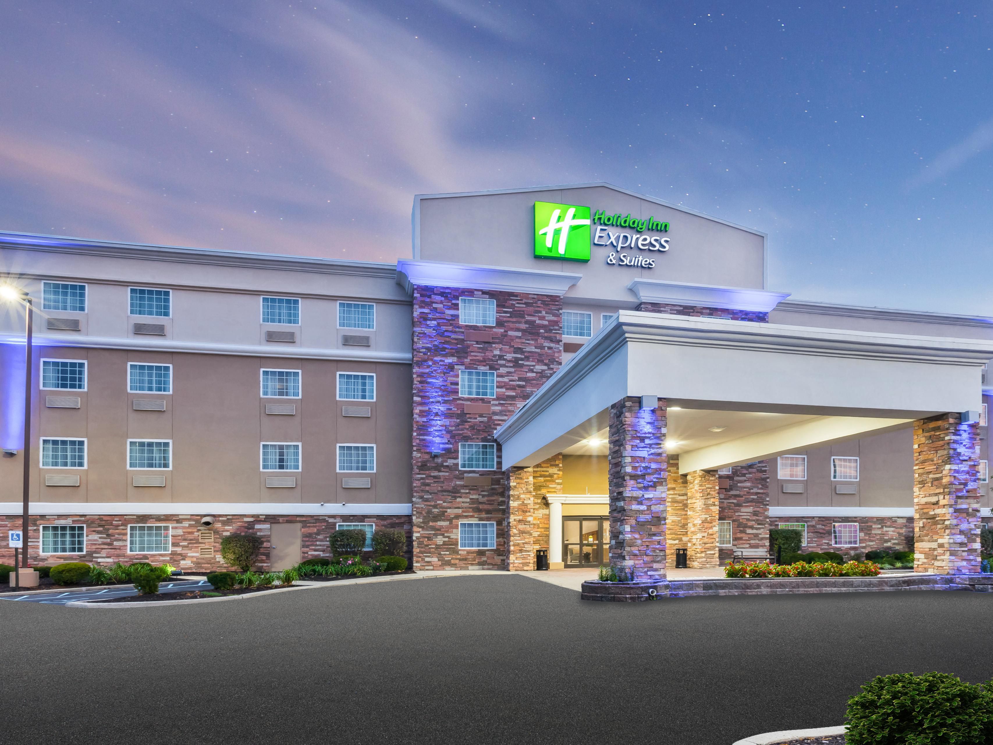 Hotels Near Indianapolis Holiday Inn Express Suites Carmel