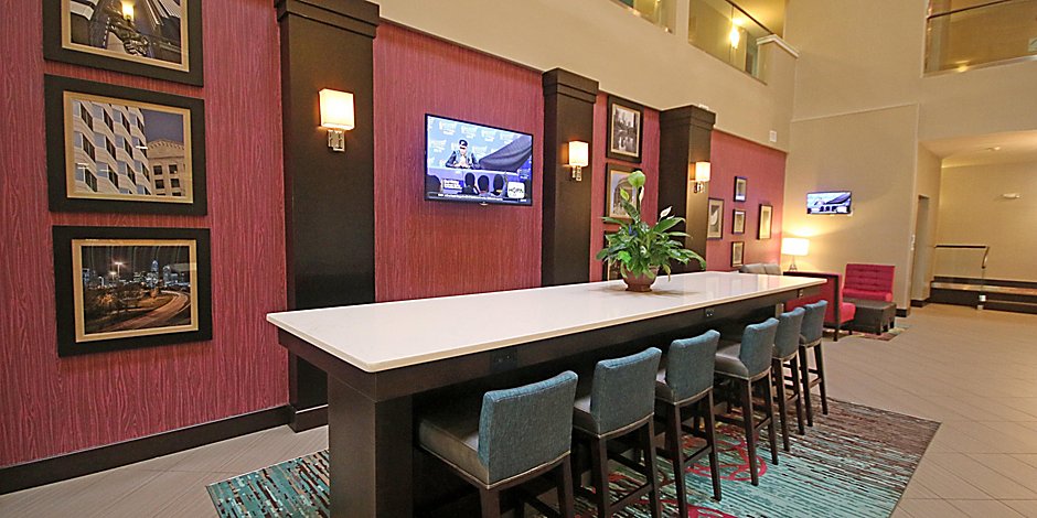 Holiday Inn Express Suites Charlotte North Hotel By Ihg