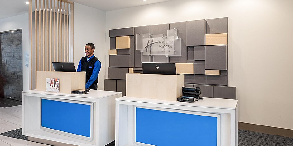 Hotels In Chesterfield Mo Holiday Inn Express Suites St