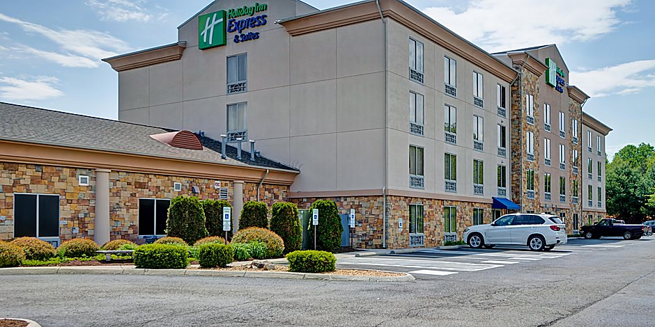 Holiday Inn Express Suites Christiansburg Hotel In