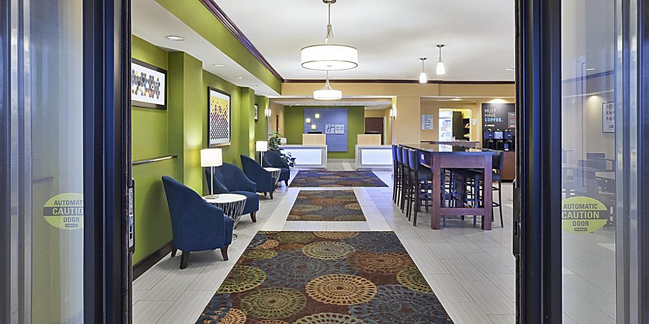 Holiday Inn Express Suites Circleville Hotel By Ihg