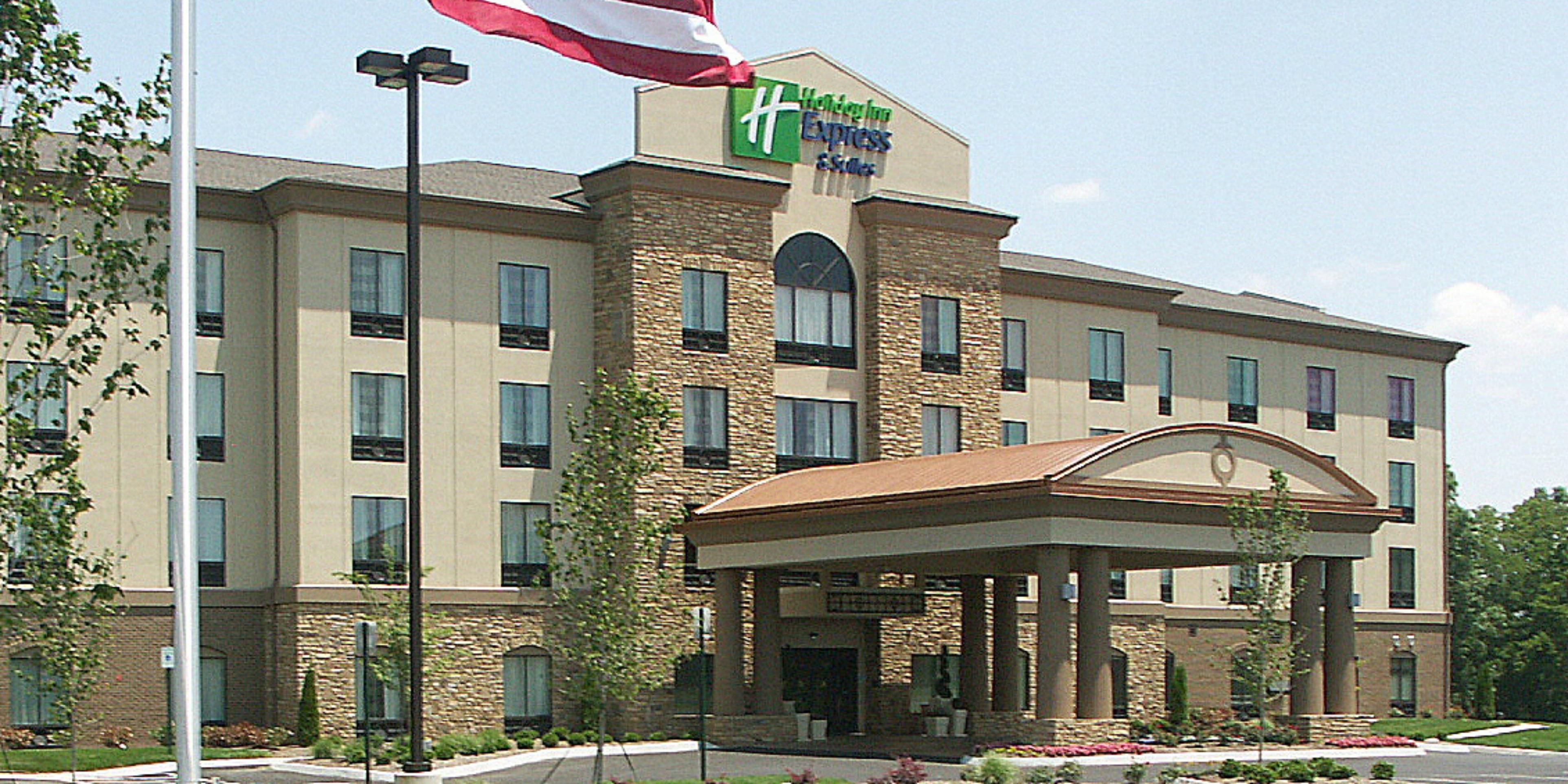 Holiday Inn Express Suites Cleveland Northwest Hotel By Ihg
