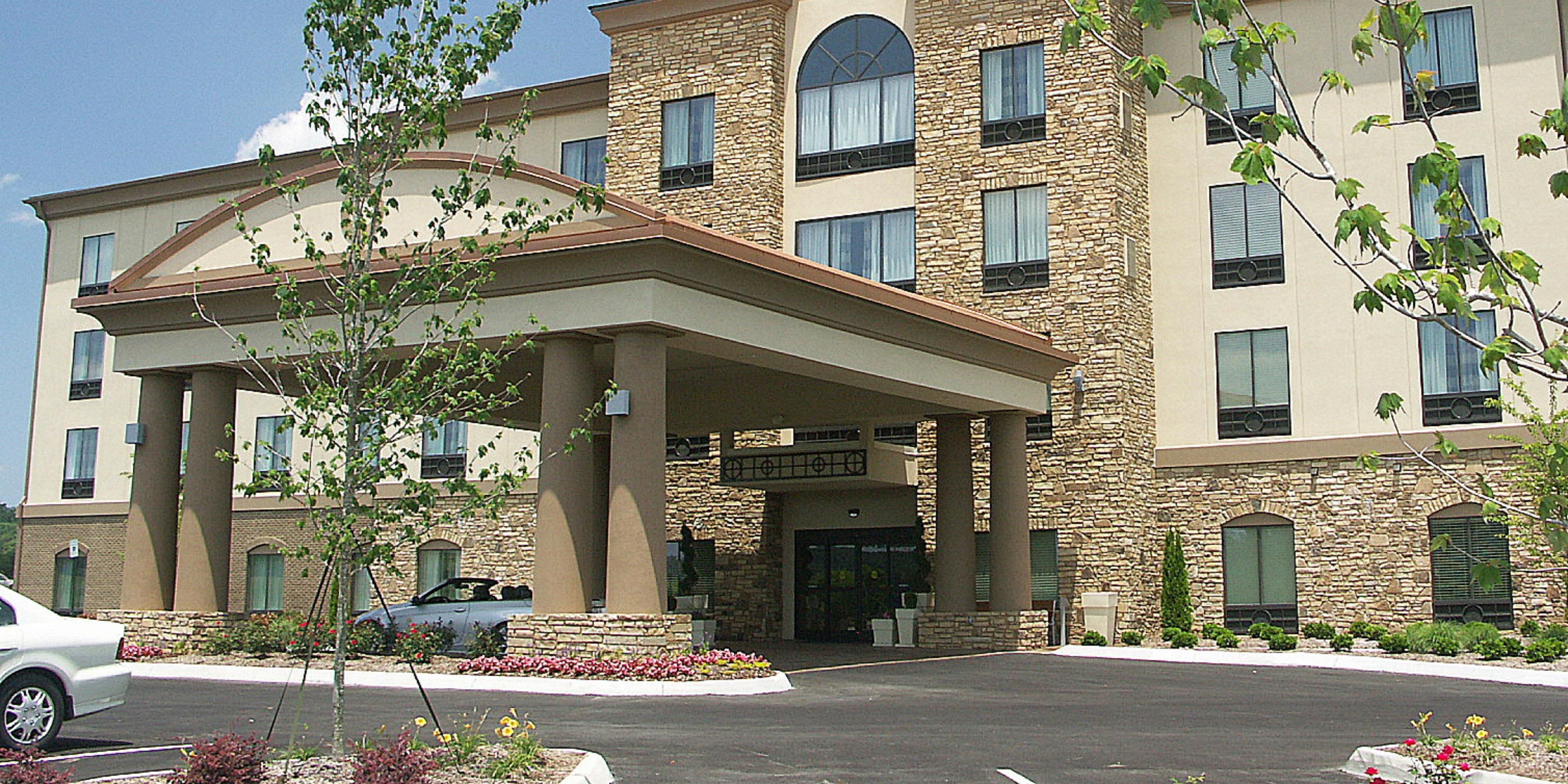 Holiday Inn Express Suites Cleveland Northwest Hotel By Ihg