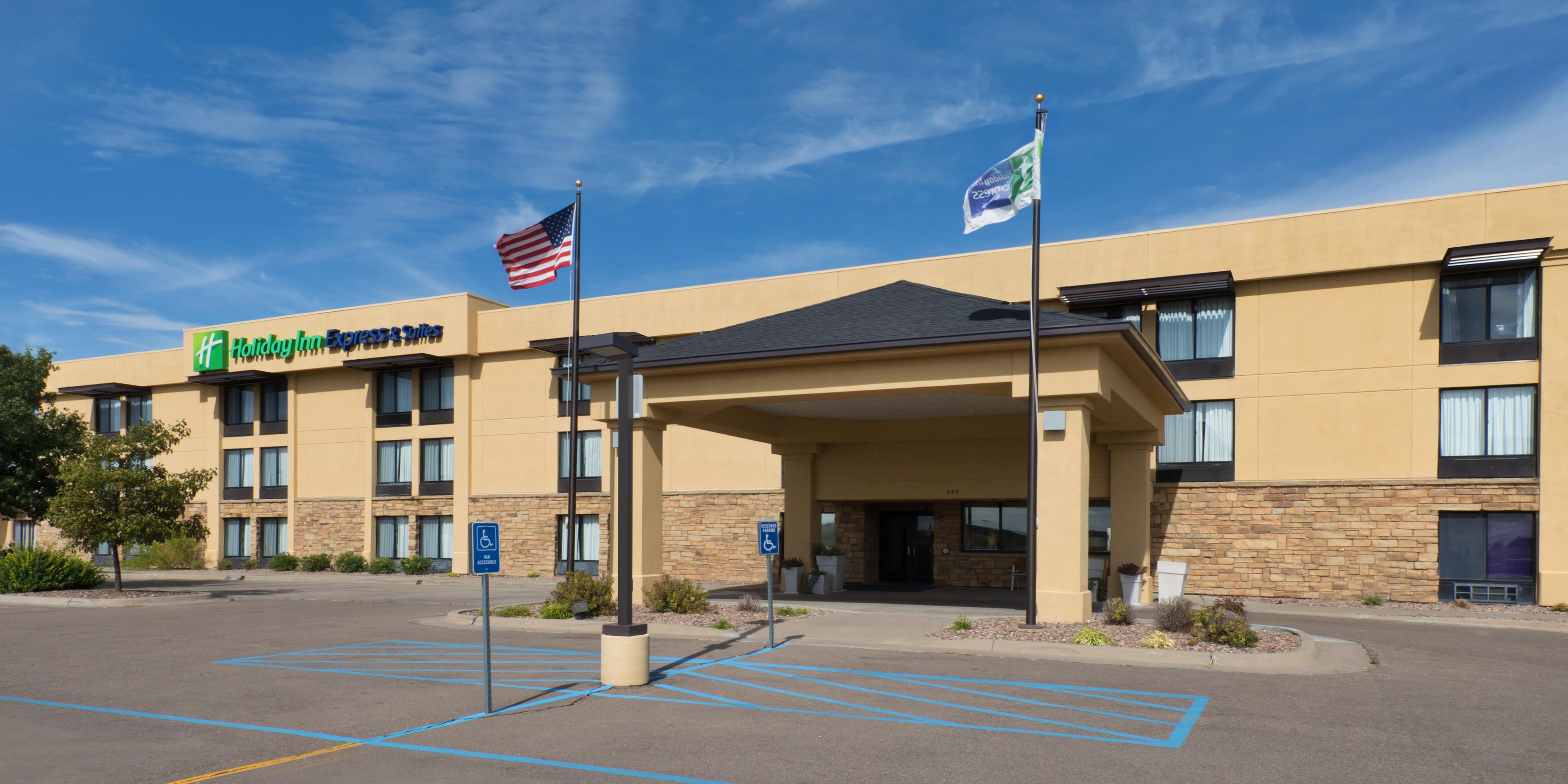 Holiday Inn Express Suites Colby Hotel By Ihg