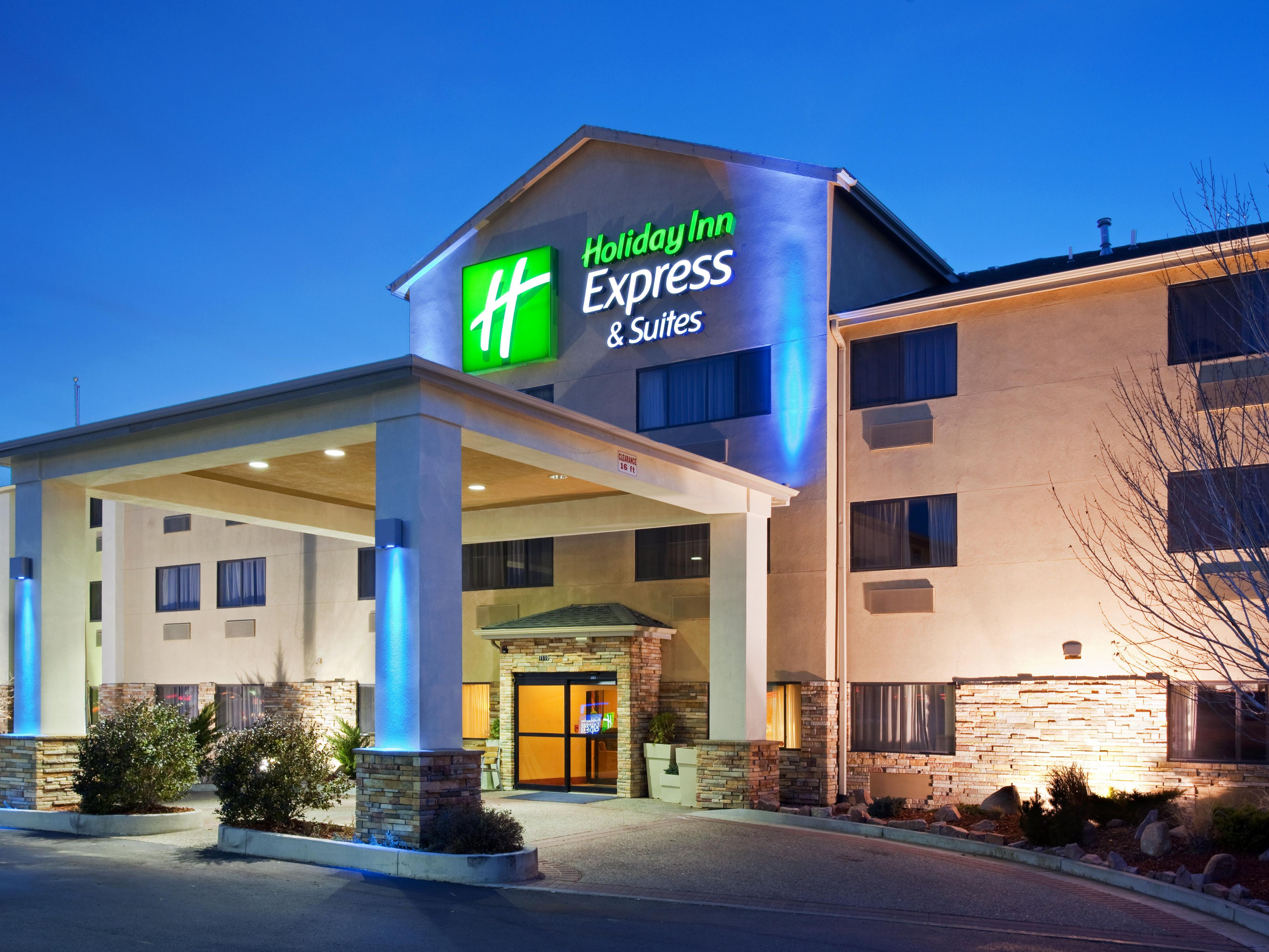 Hotels North Colorado Springs Holiday Inn Express Suites Colorado