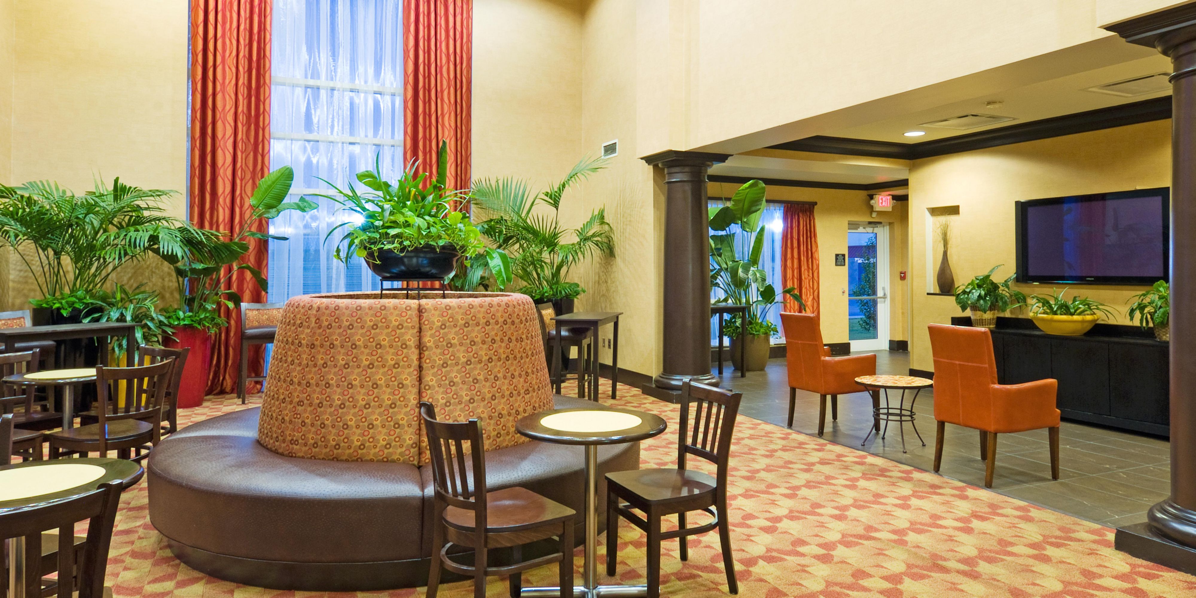 Holiday Inn Express & Suites Columbia Fort Jackson Hotel by IHG