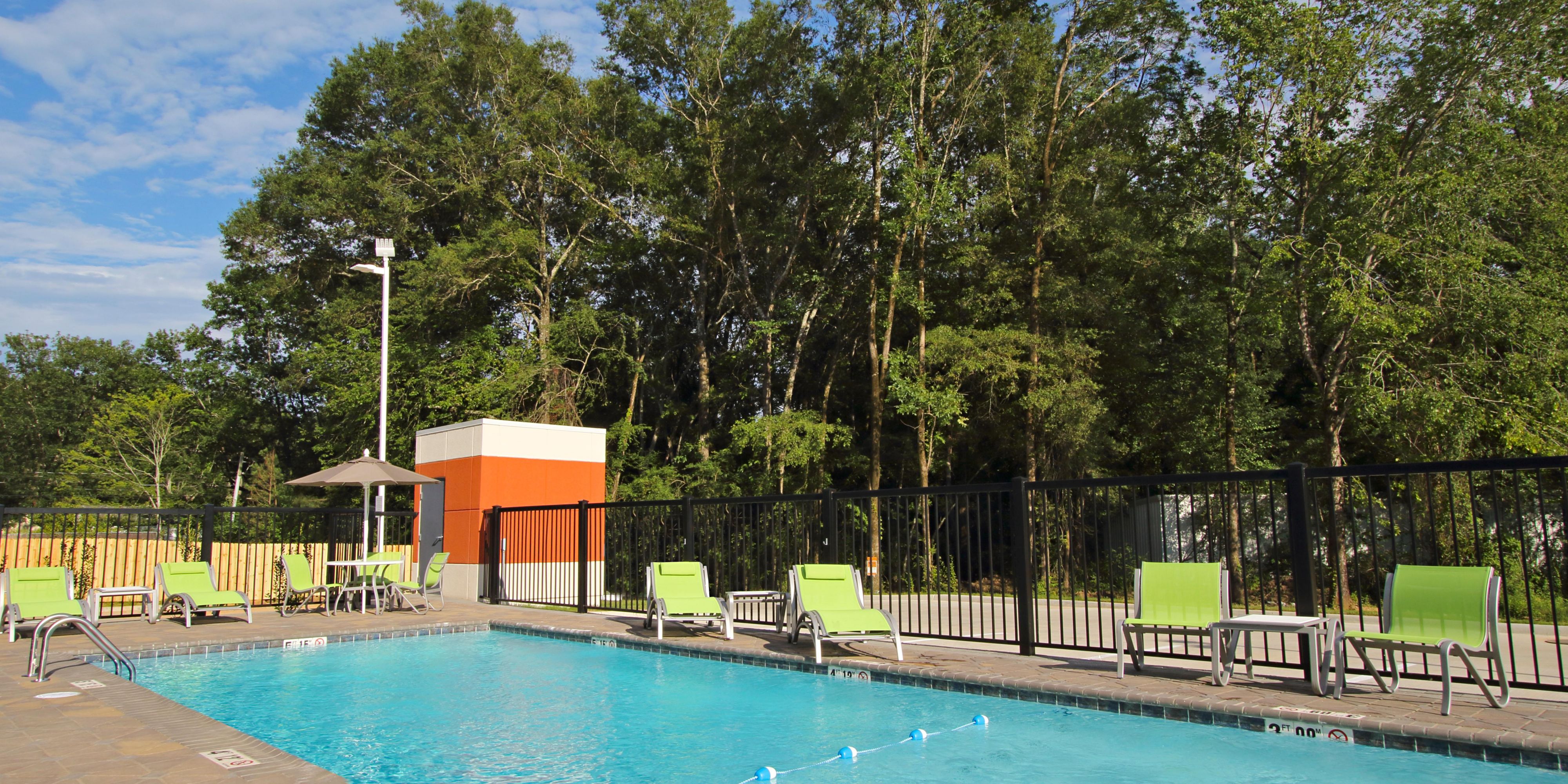 Holiday Inn Express Suites Columbus North Hotel By Ihg