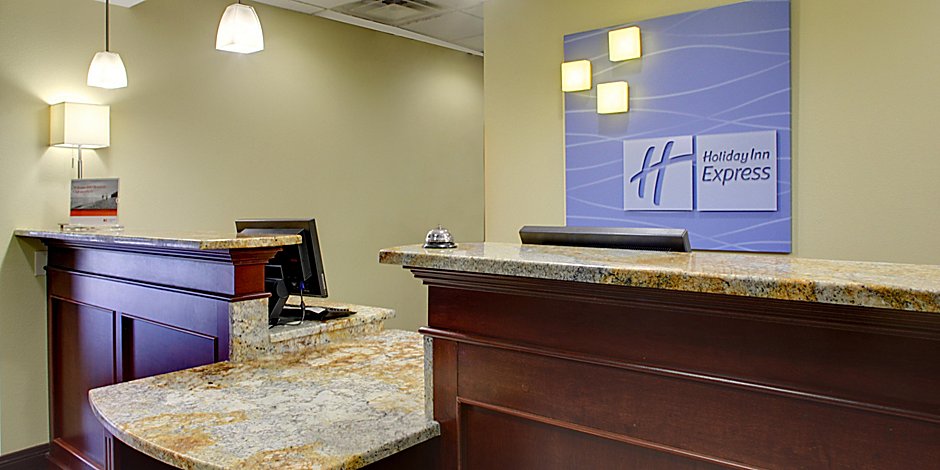 Holiday Inn Express Suites Charleston Nw Cross Lanes Hotel By Ihg