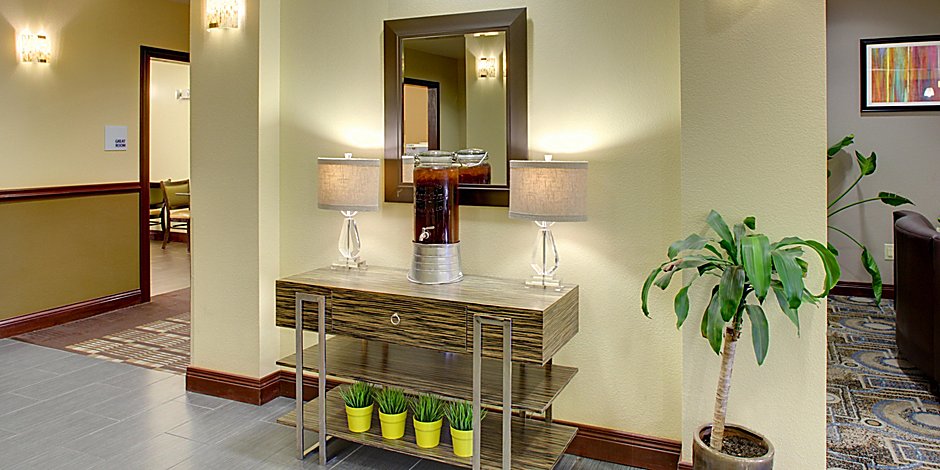 Holiday Inn Express Suites Charleston Nw Cross Lanes Hotel By Ihg