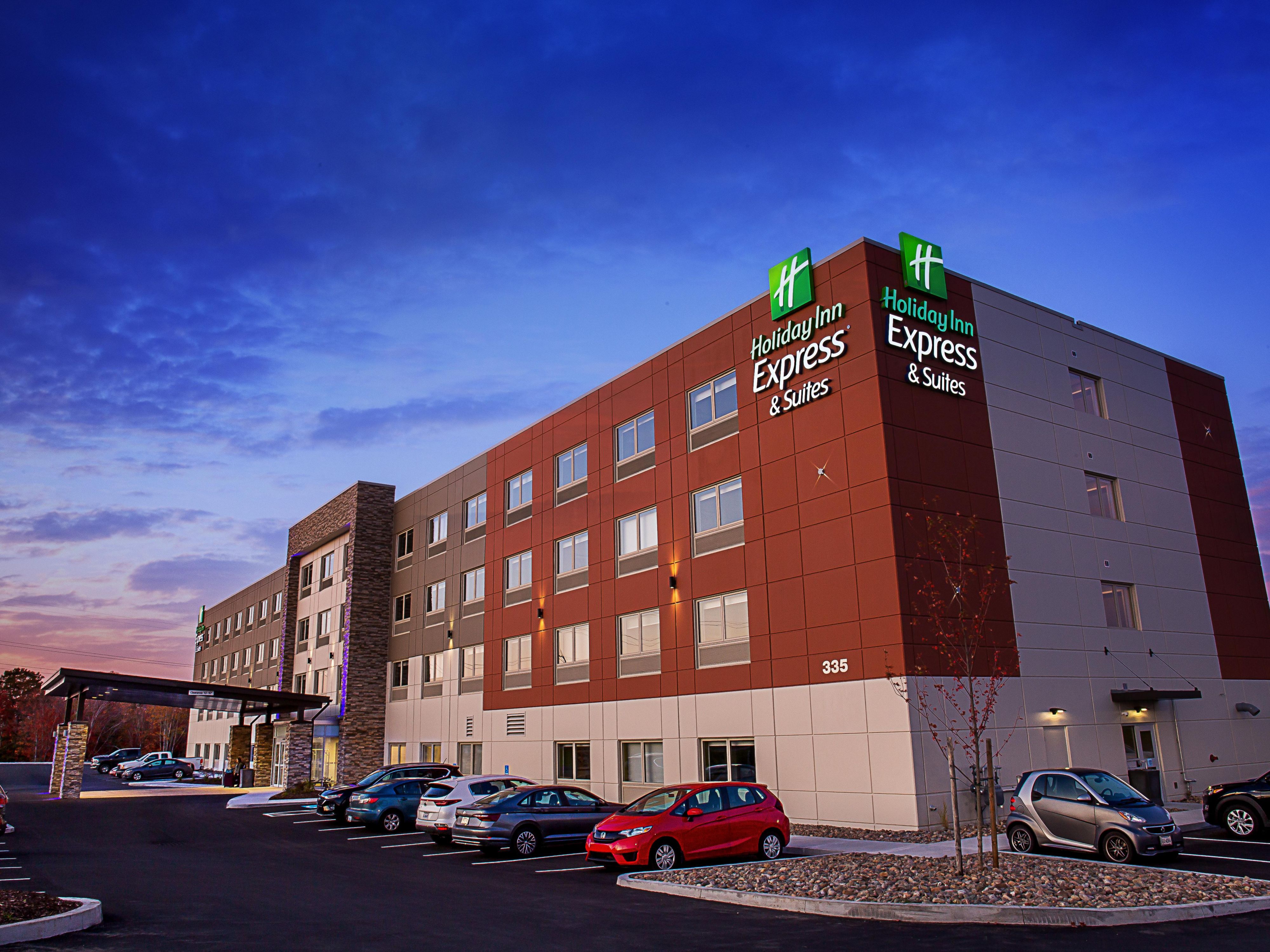 Holiday Inn Express Suites Halifax Dartmouth Hotel In