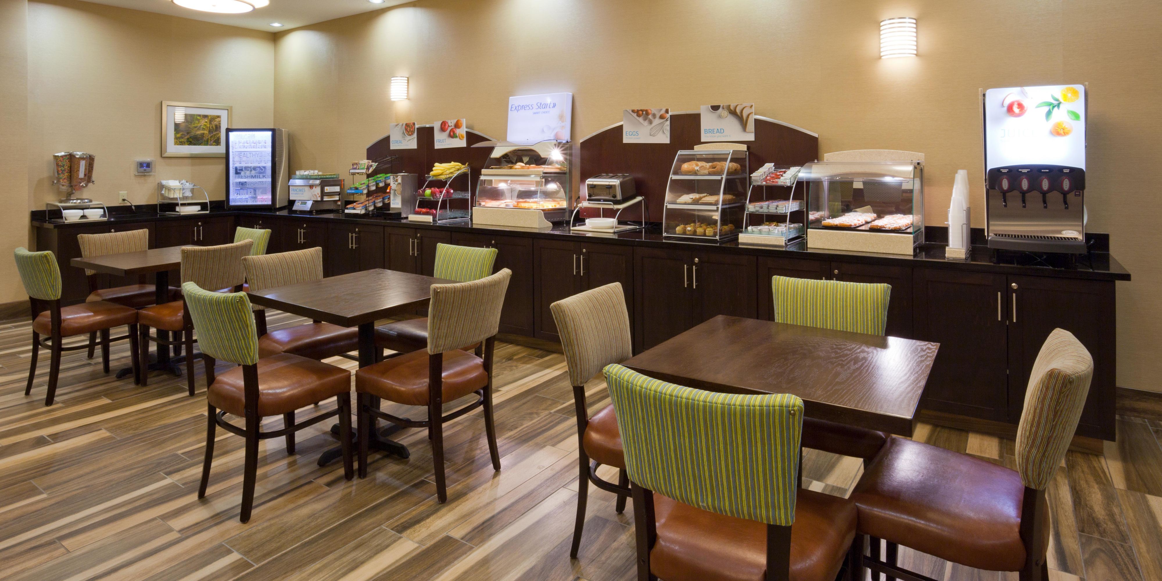 Holiday Inn Express Suites Davenport Hotel By Ihg