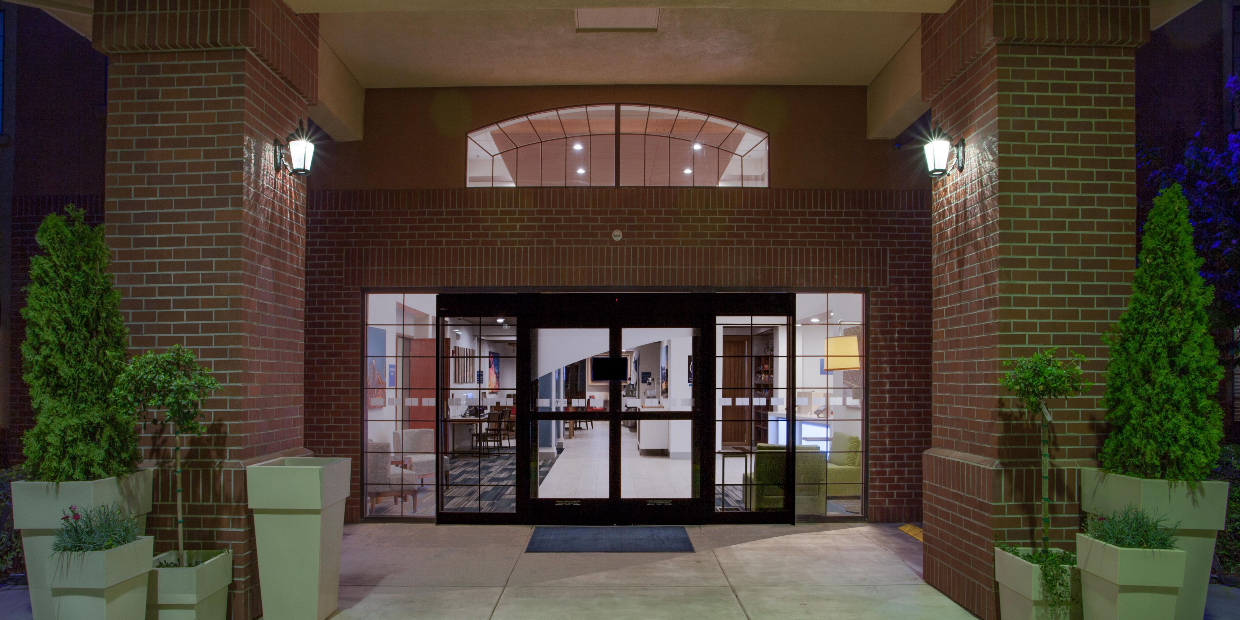 Hotel Near Uc Davis Holiday Inn Express Suites Davis