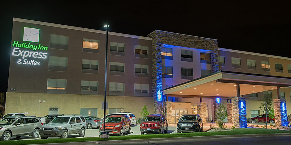Holiday Inn Express Suites Dayton Southwest Hotel In