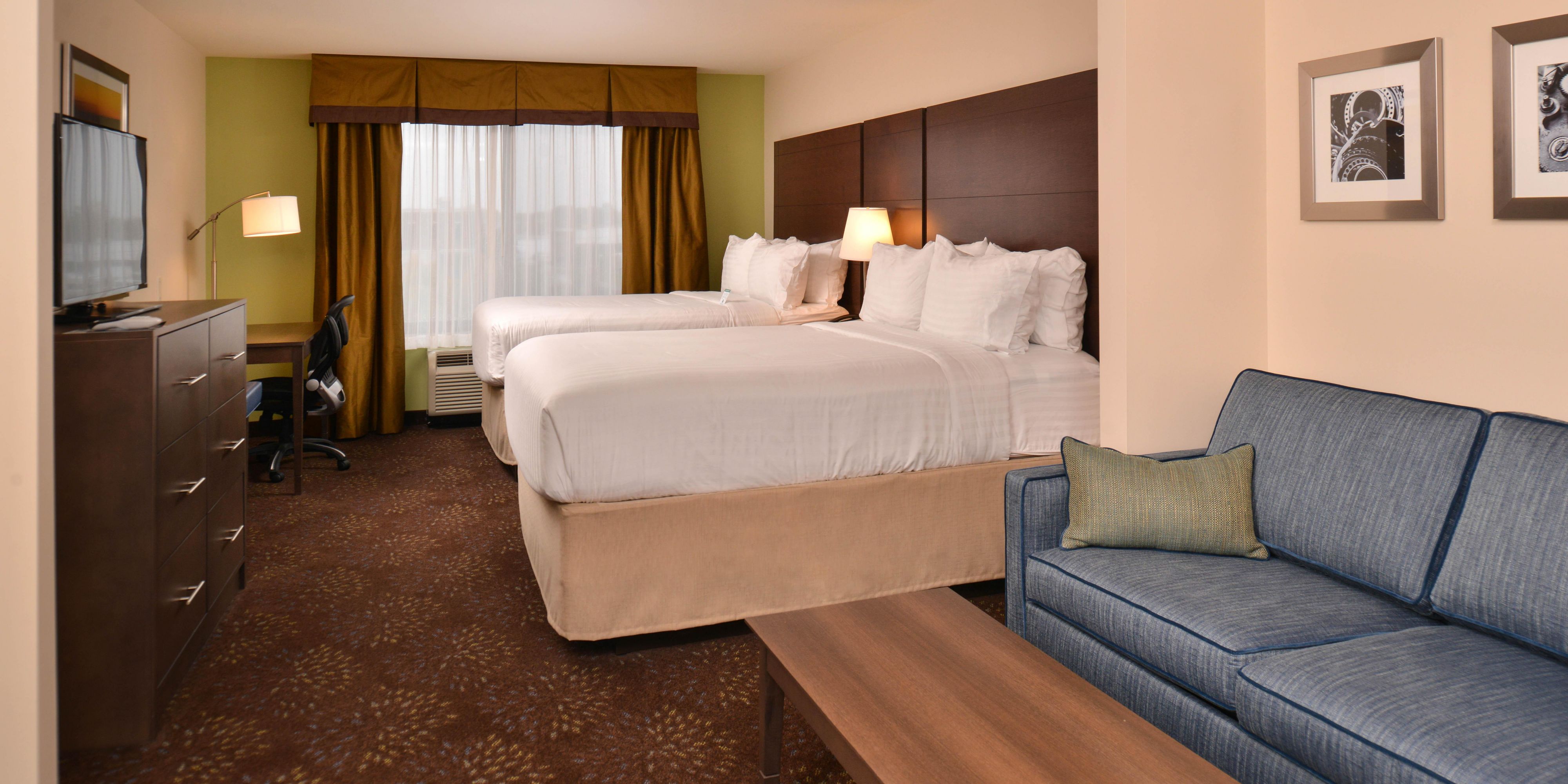 Hotels In Dearborn Mi Holiday Inn Express Suites Dearborn Sw