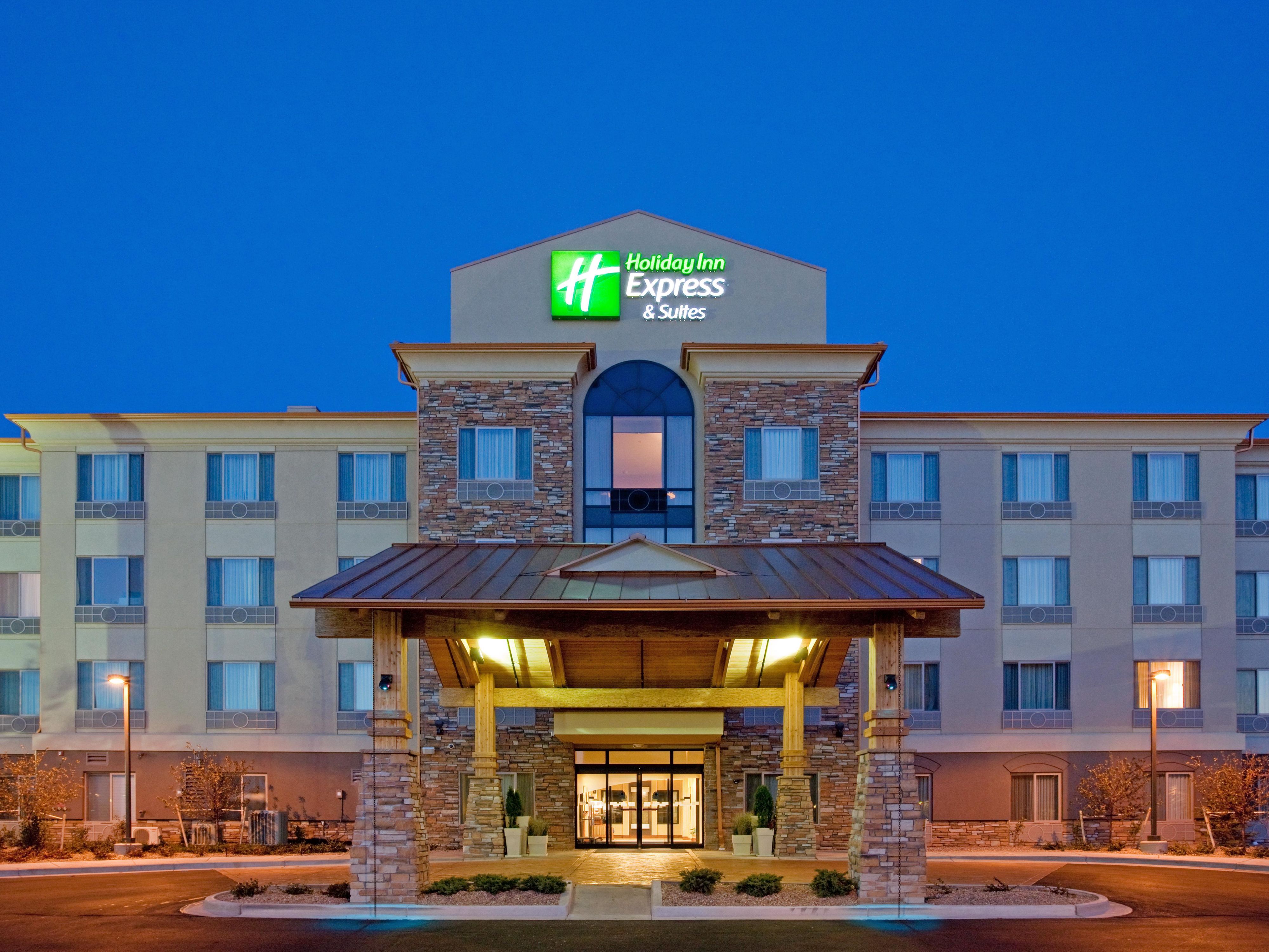 Holiday Inn Express And Suites Denver Airport Hotel By Ihg