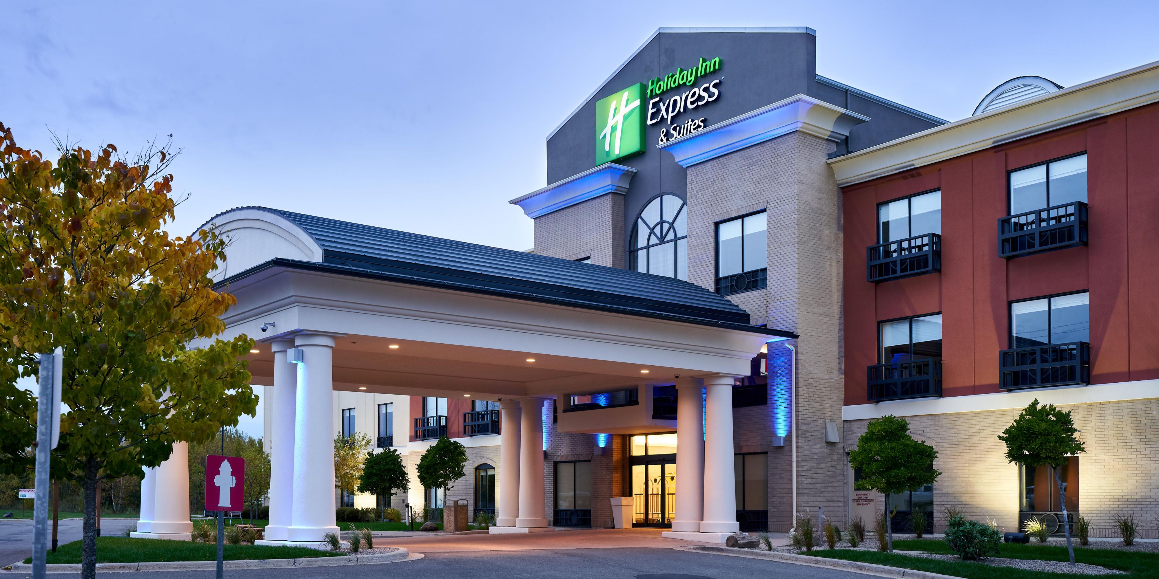 Holiday Inn Express Suites Dieppe Airport Hotel In Dieppe - 