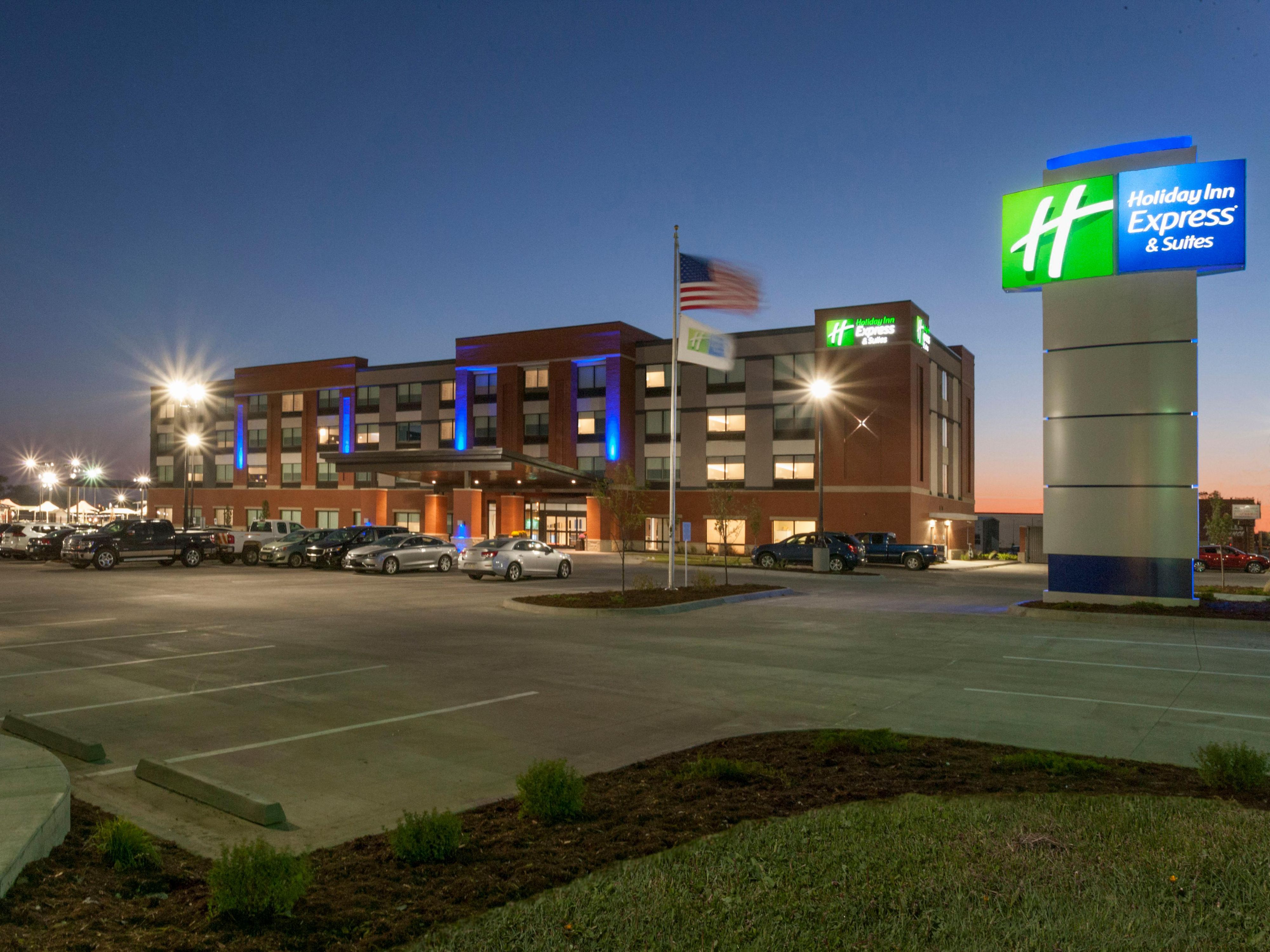 Hotels in Dodge City, KS Holiday Inn Express & Suites Dodge City