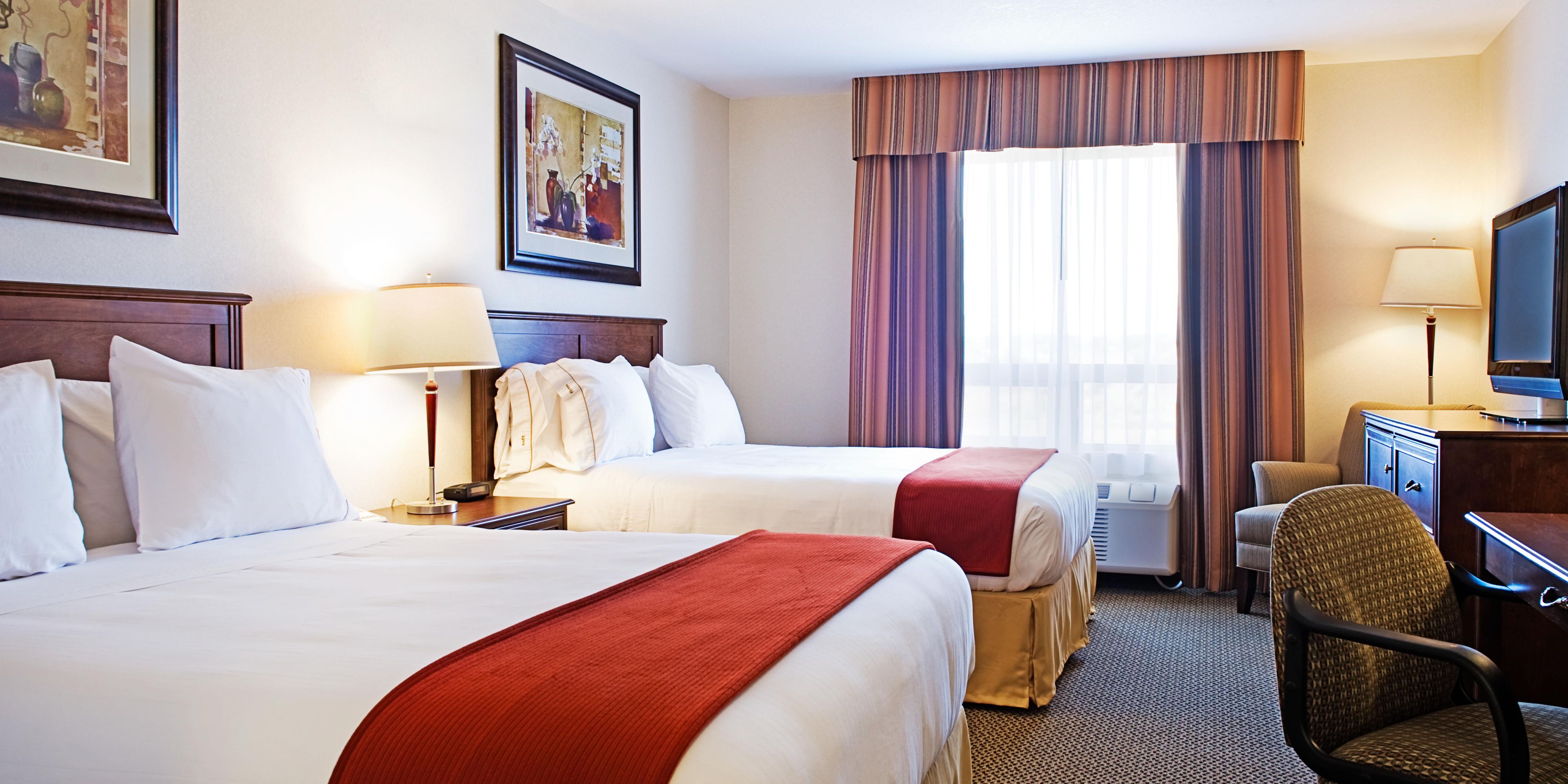 Holiday Inn Express Suites Drayton Valley Hotel By Ihg