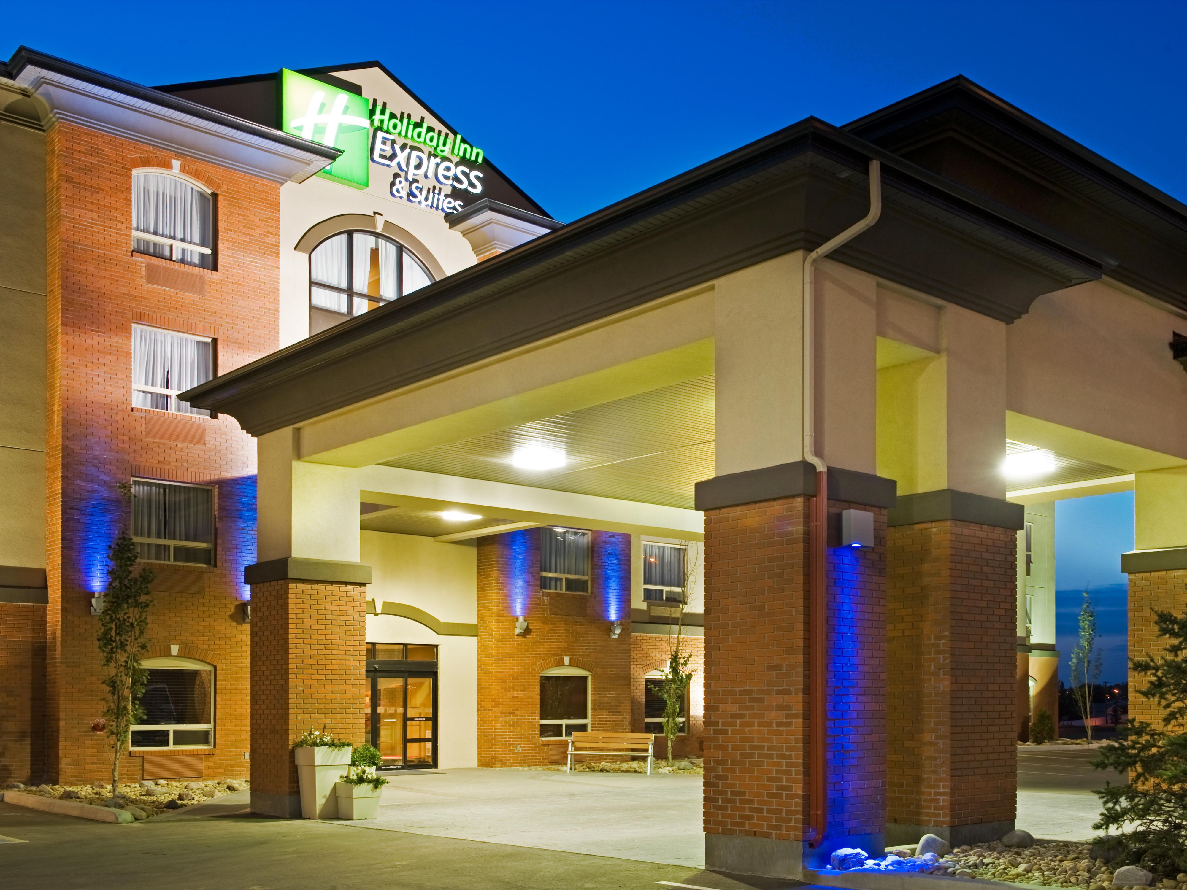 Holiday Inn Express & Suites Drayton Valley Hotel by IHG