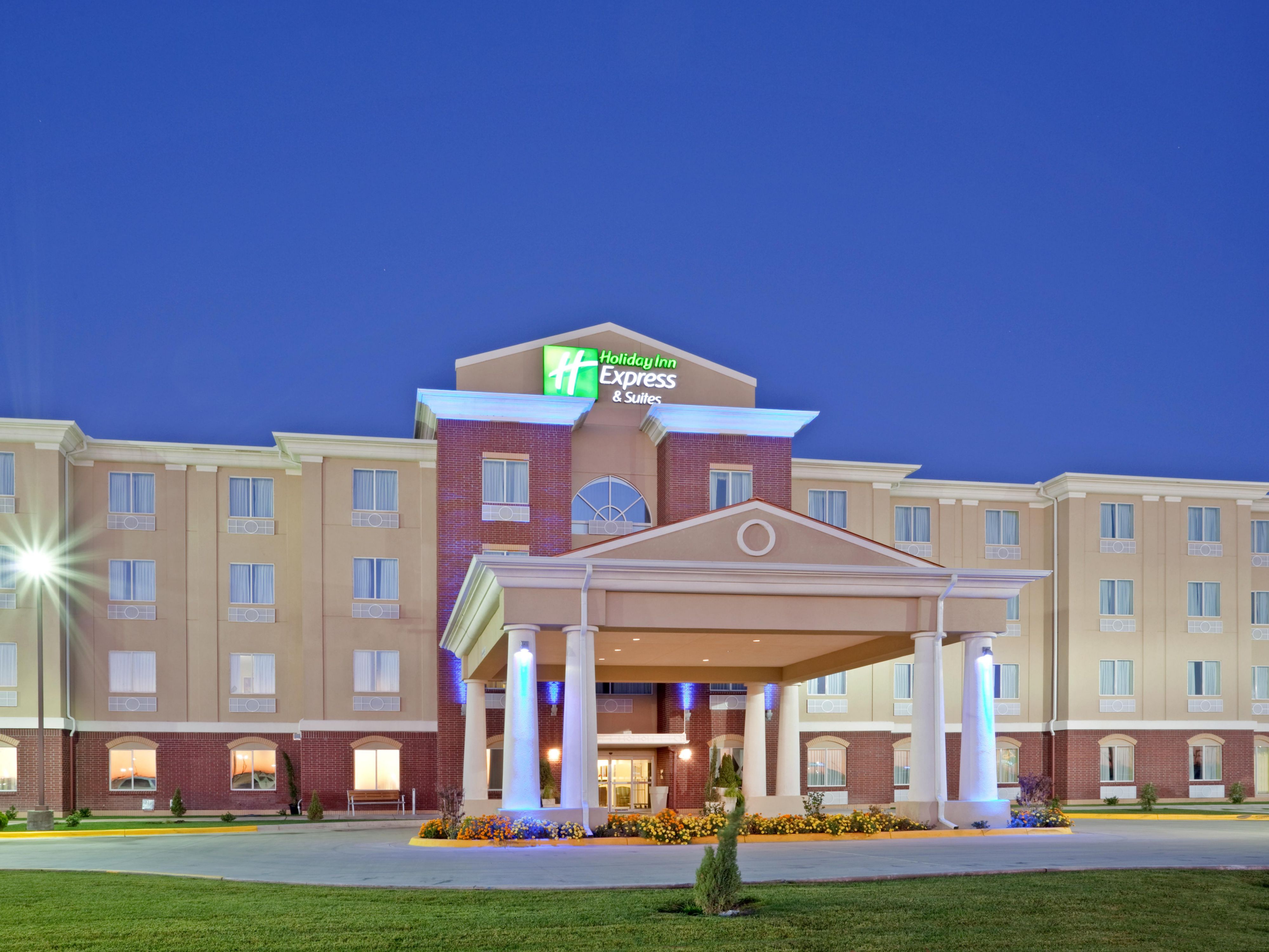 Affordable Hotels in Dumas, TX | Holiday Inn Express & Suites Dumas