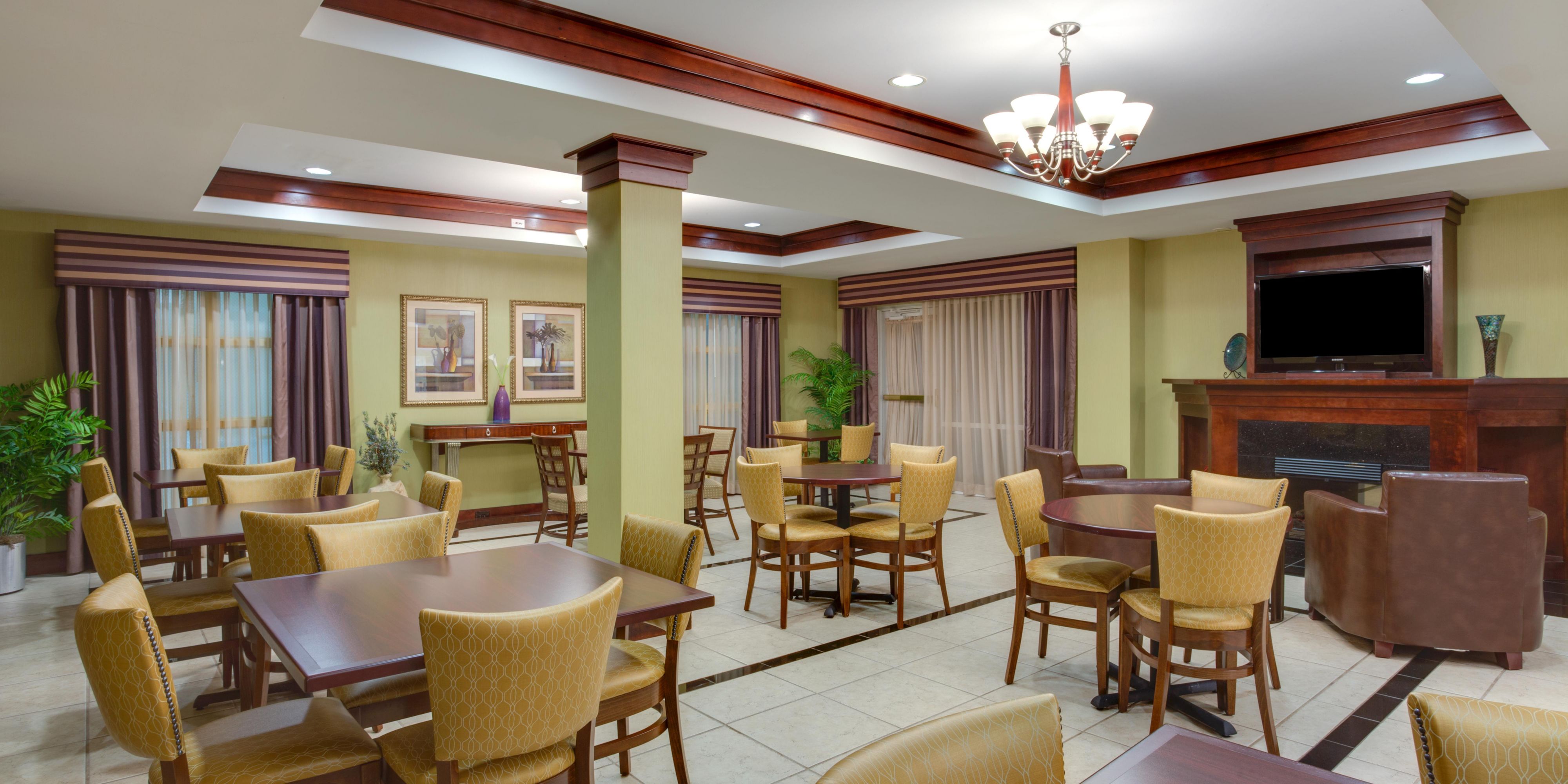 Hotels In East Brunswick Nj Holiday Inn Express Suites Tower