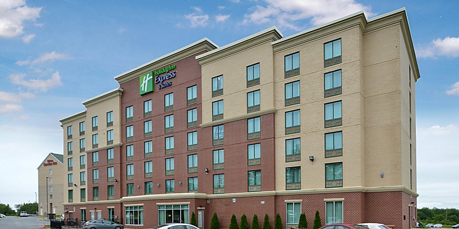 Holiday Inn Express And Suites Enfield 4106622907 2x1?wid=940&hei=470&qlt=85,0&resMode=sharp2&op Usm=1.75,0.9,2,0