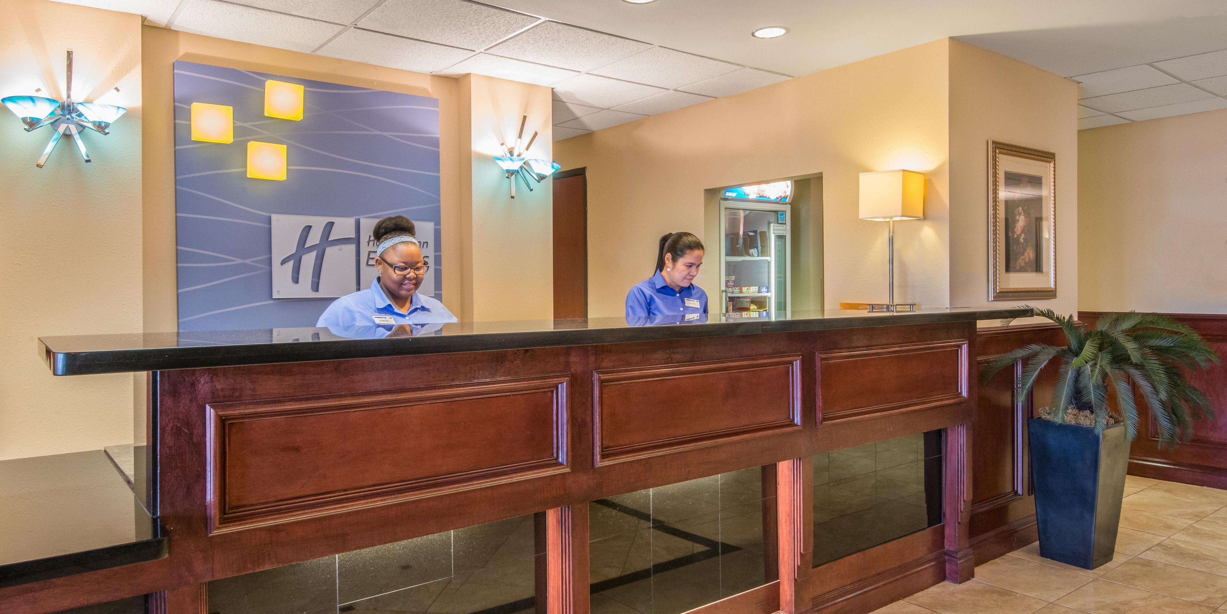 Affordable Hotels In Enid Ok Holiday Inn Express Suites Enid