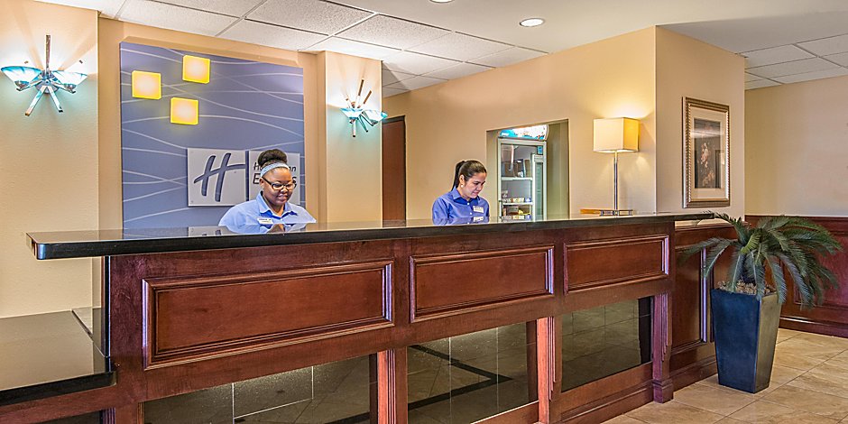 Affordable Hotels In Enid Ok Holiday Inn Express Suites Enid