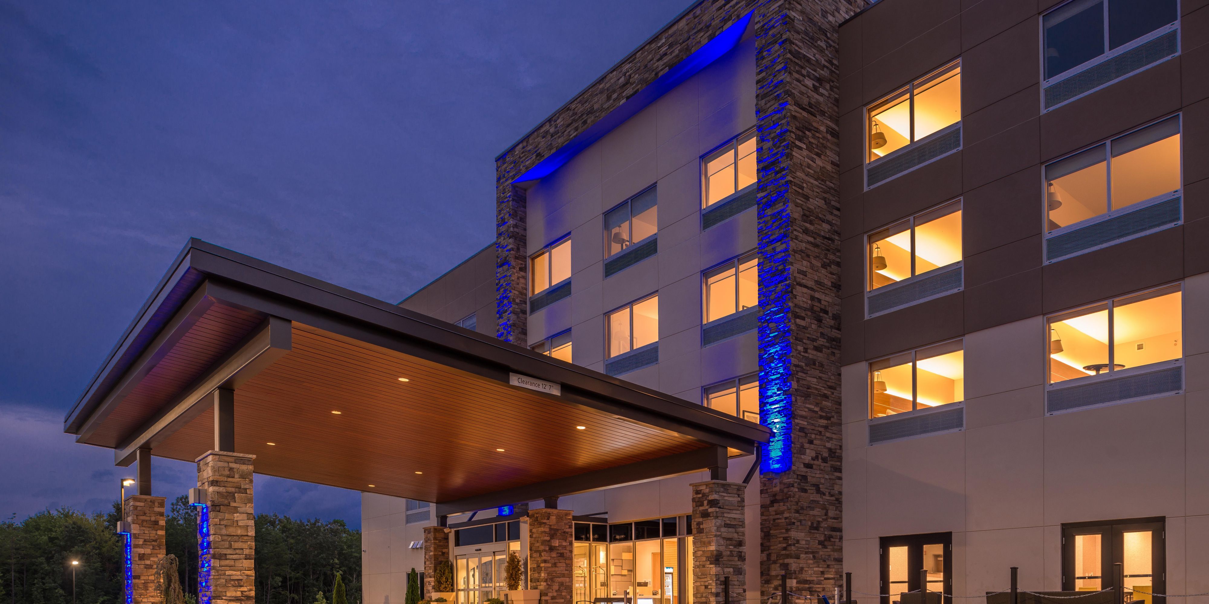 Holiday Inn Express & Suites Farmville Map & Driving Directions