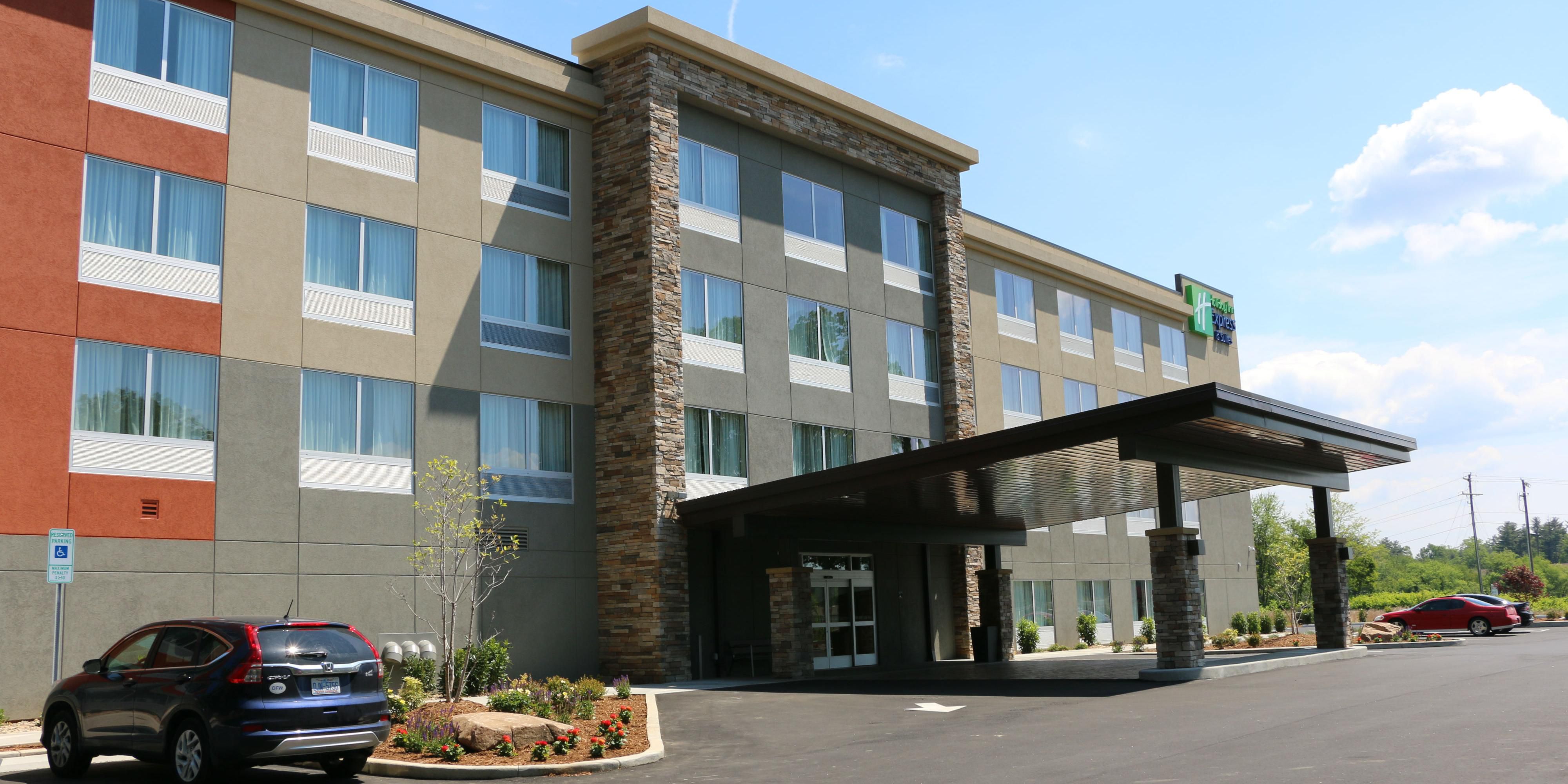 Holiday Inn Express Suites Hendersonville Se Flat Rock Hotel