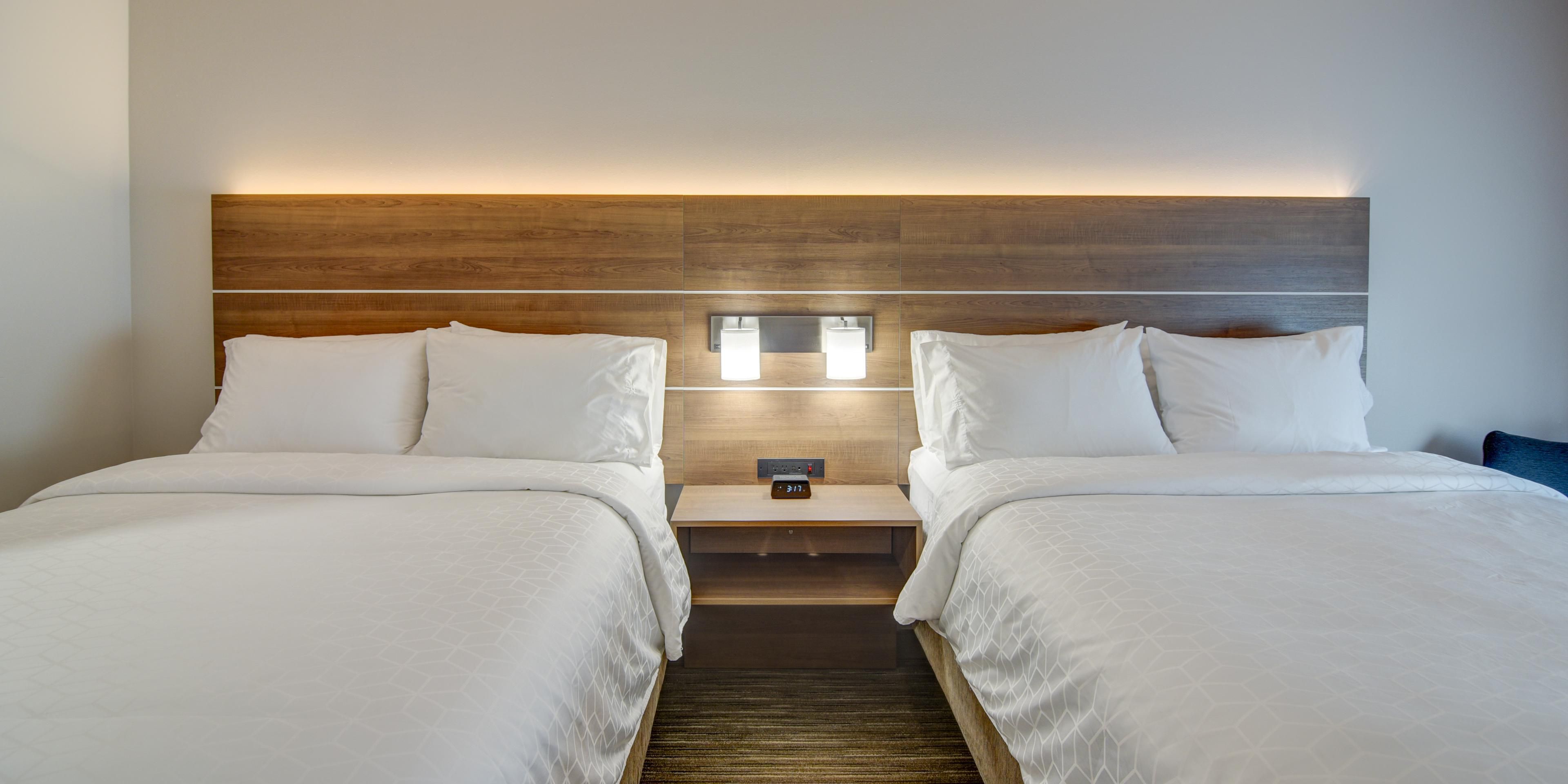 Holiday Inn Express Suites Foley N Gulf Shores Hotel In Foley