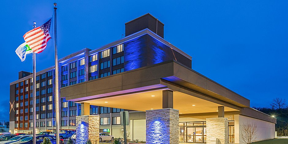 Hotels In Ft Washington Pa With Pools Holiday Inn Express