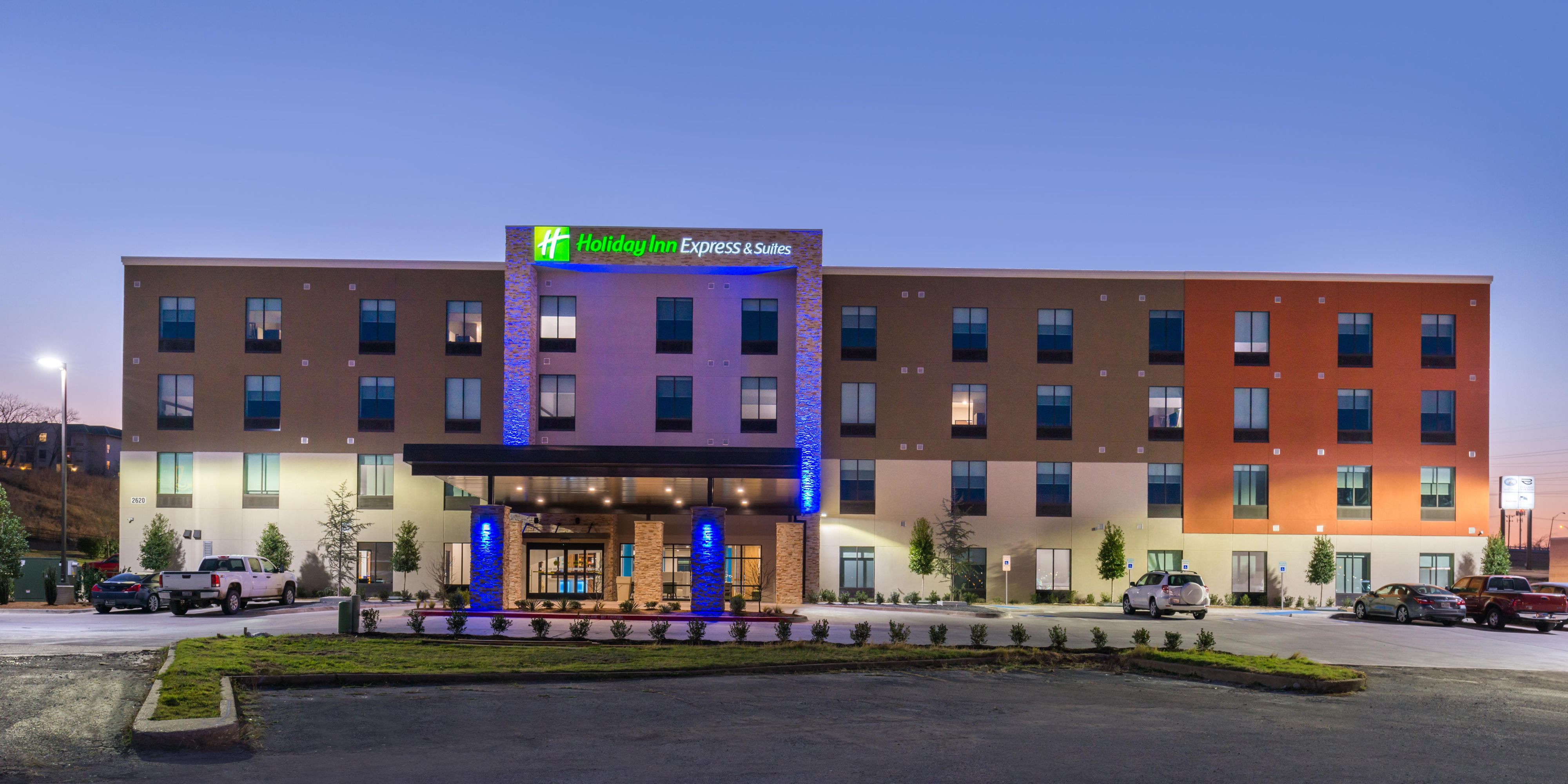 Holiday Inn Express Suites Fort Worth West Hotel In Fort - 