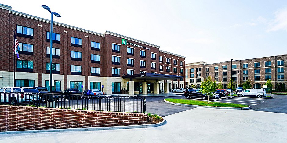 Hotels On I 65 Near Nashville Tn Holiday Inn Express Suites